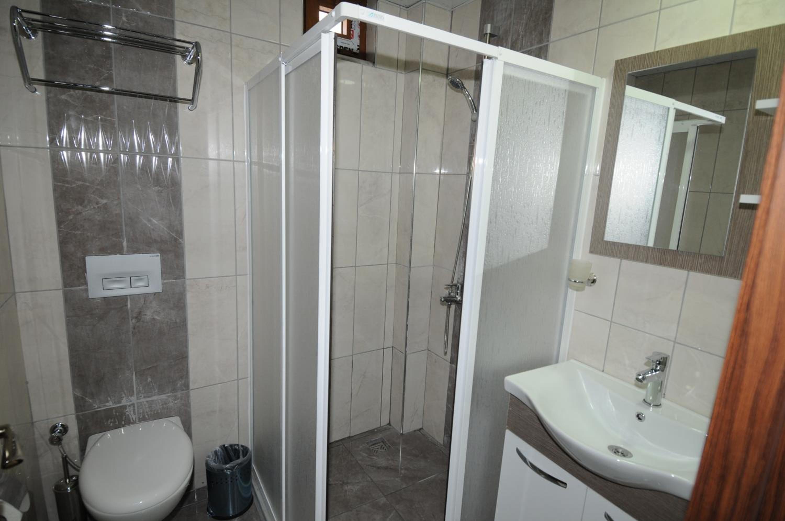 Triple Room - Photo 10