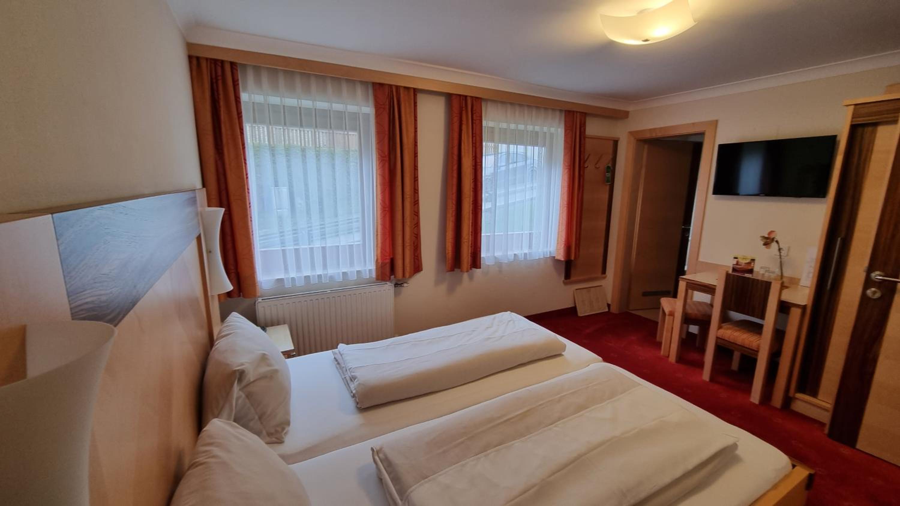 Double Room with Mountain View photo 3