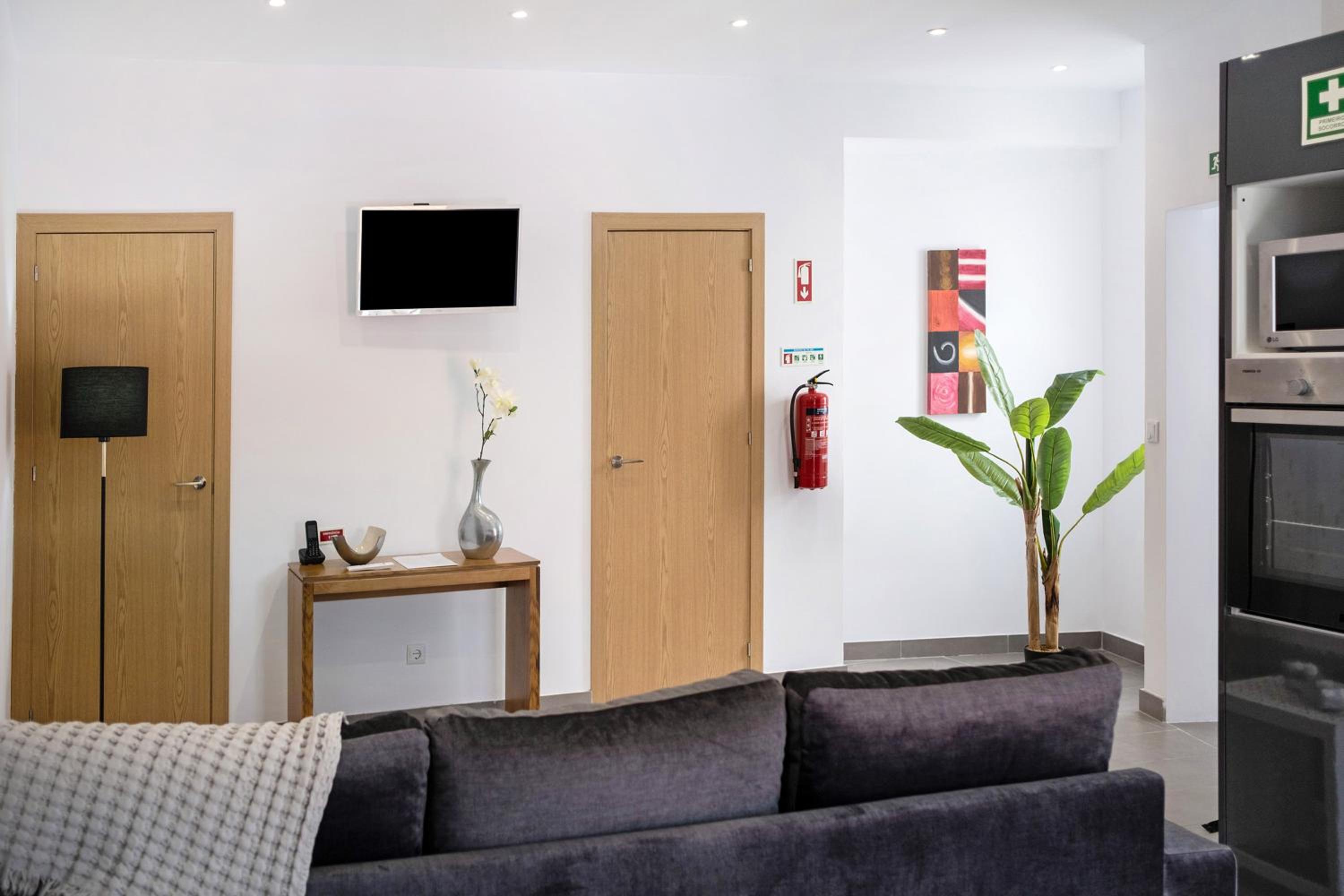 Superior One-Bedroom Apartment with Balcony