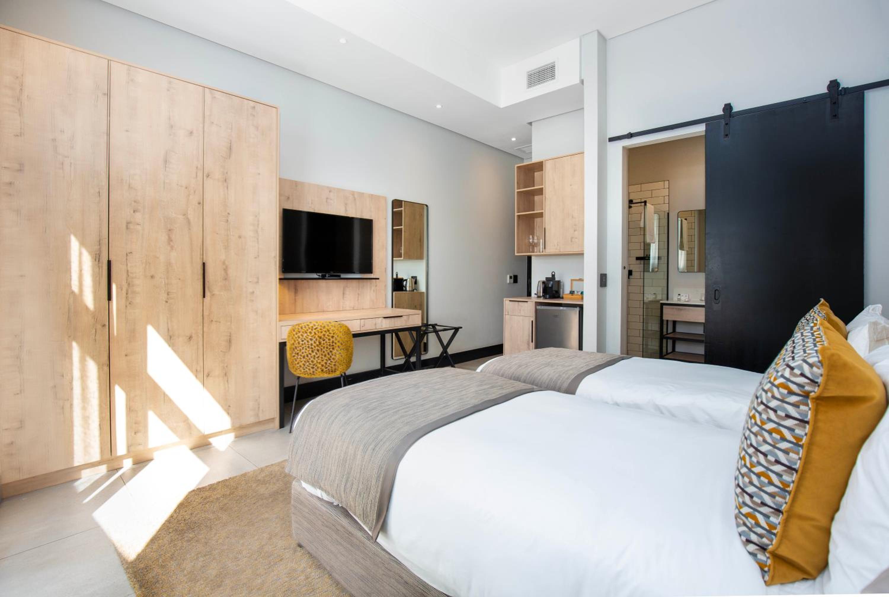 Superior Double or Twin Room with Terrace - Photo 8