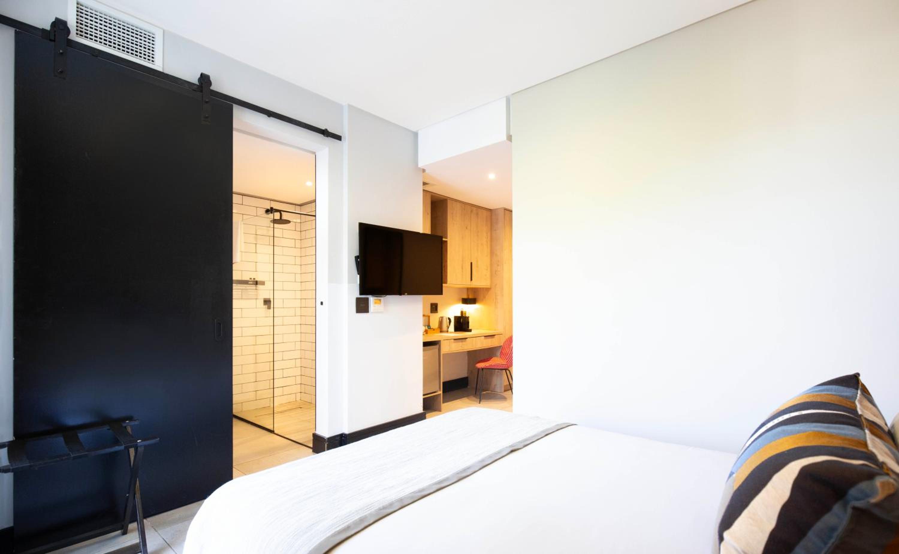 Deluxe Double Room - Photo 7
