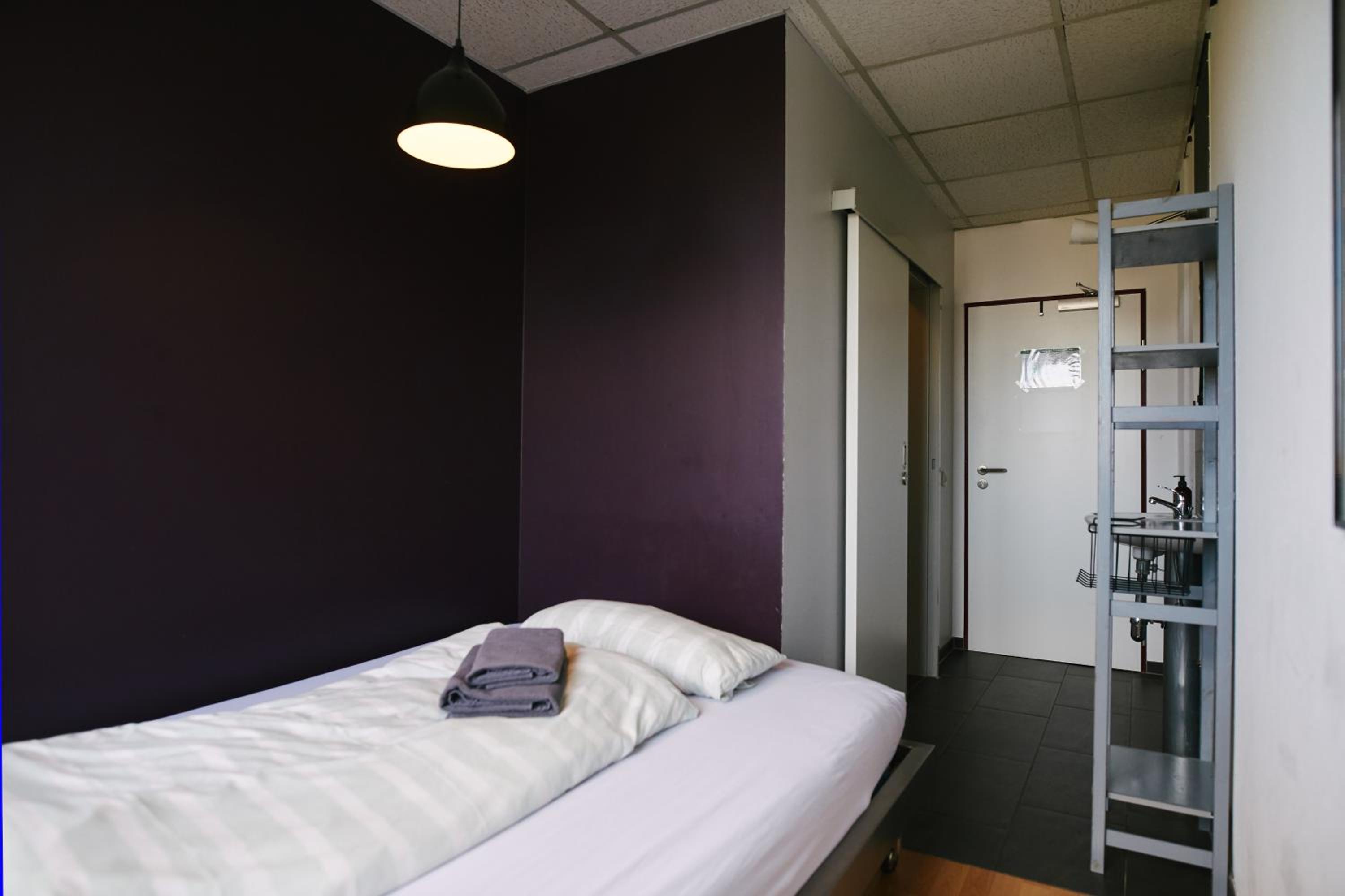 Double Room with Private Bathroom - Photo 5