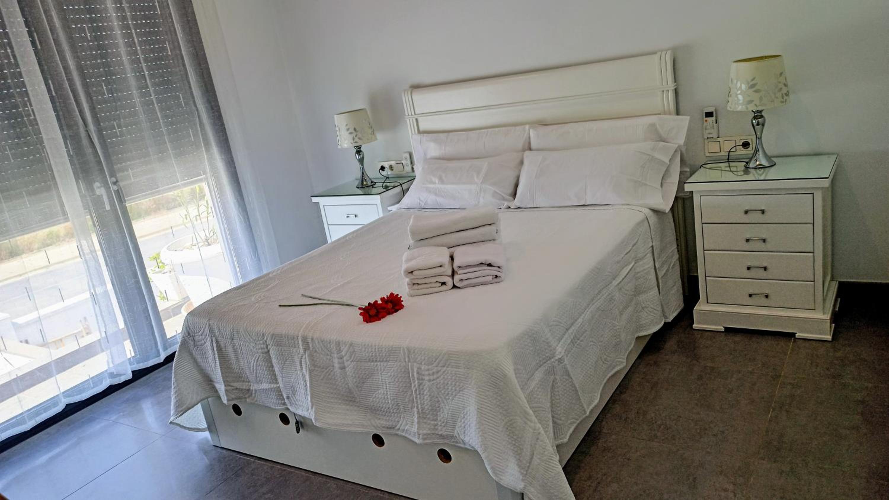 Villa de Tres Habitaciones