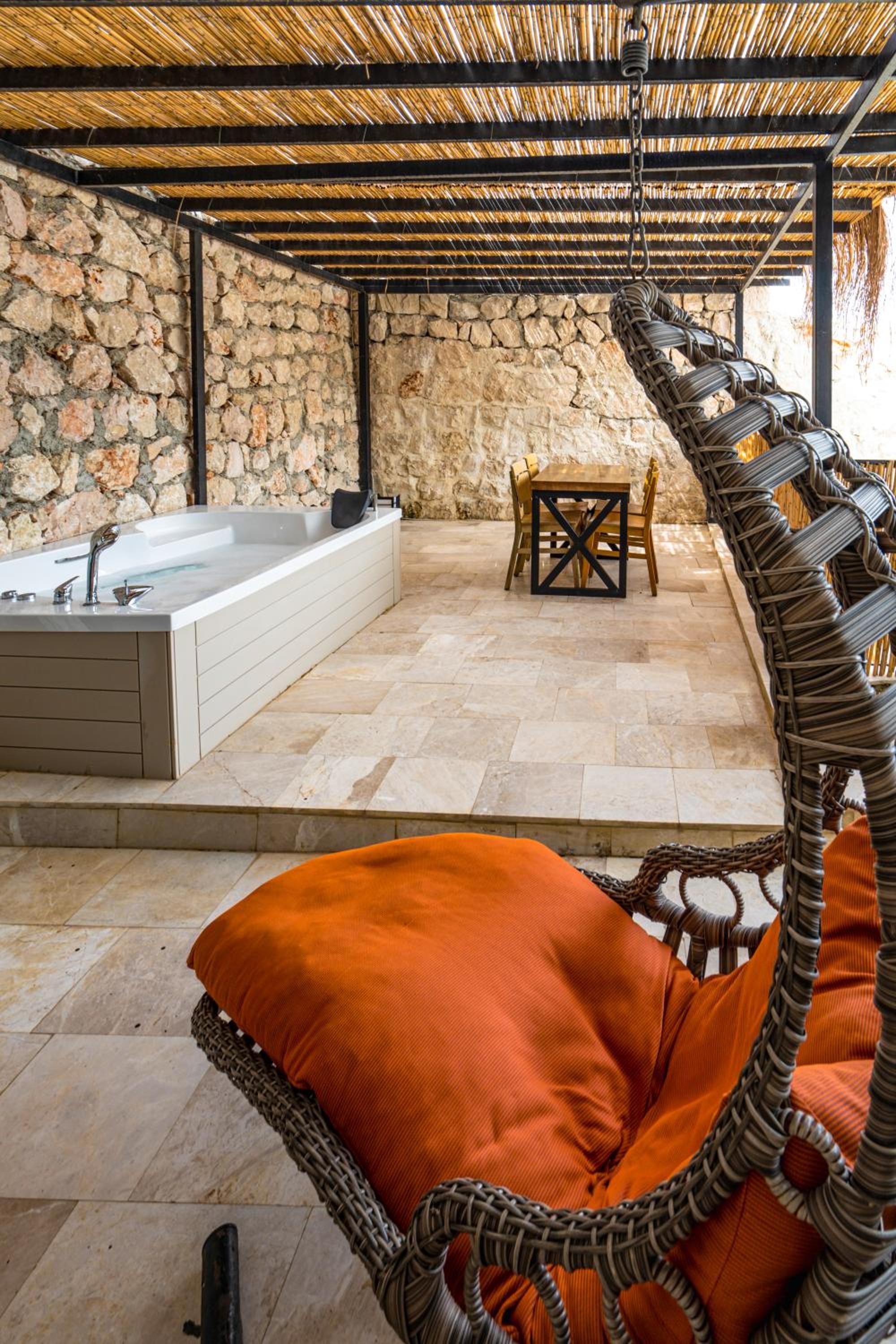 Family Room with Sea View - Photo 9