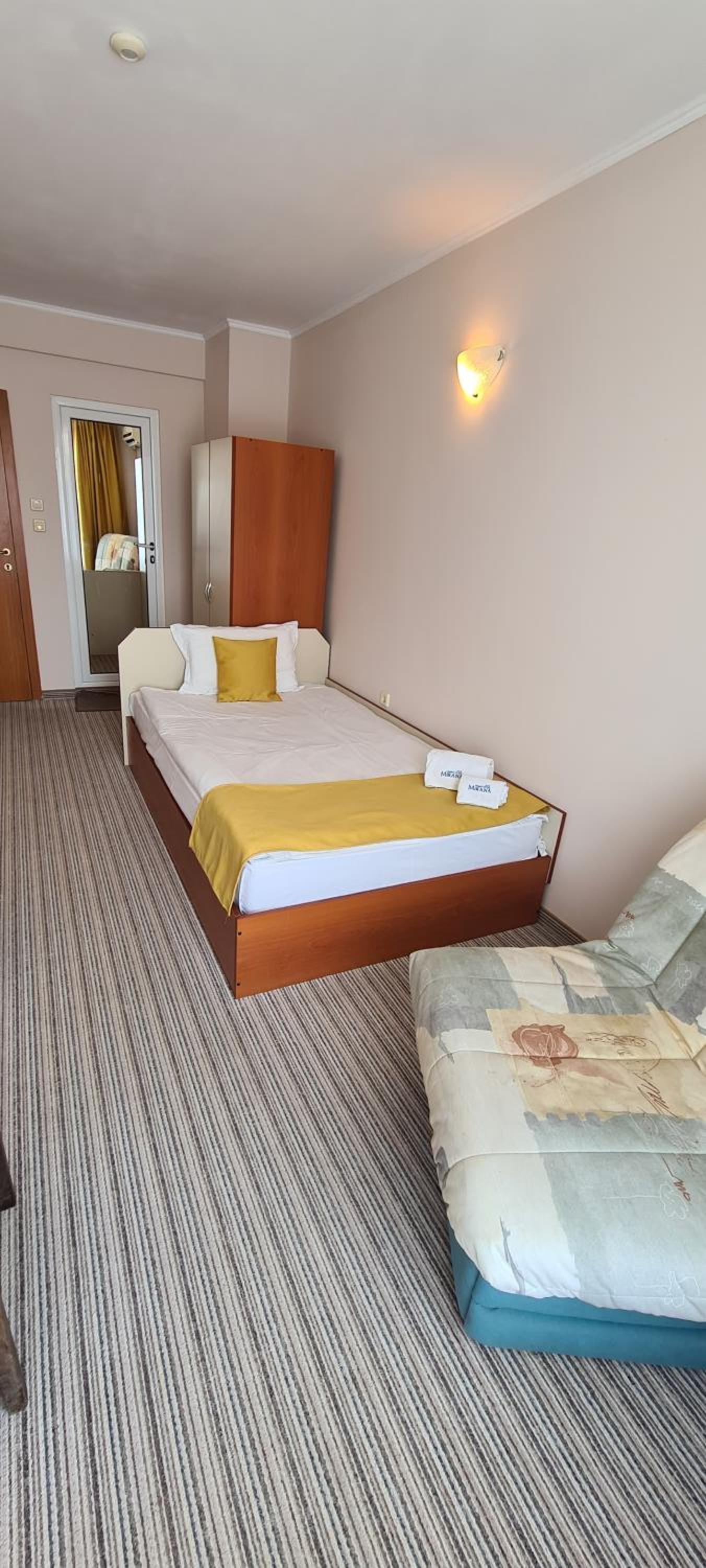 Single Room with Balcony photo 1