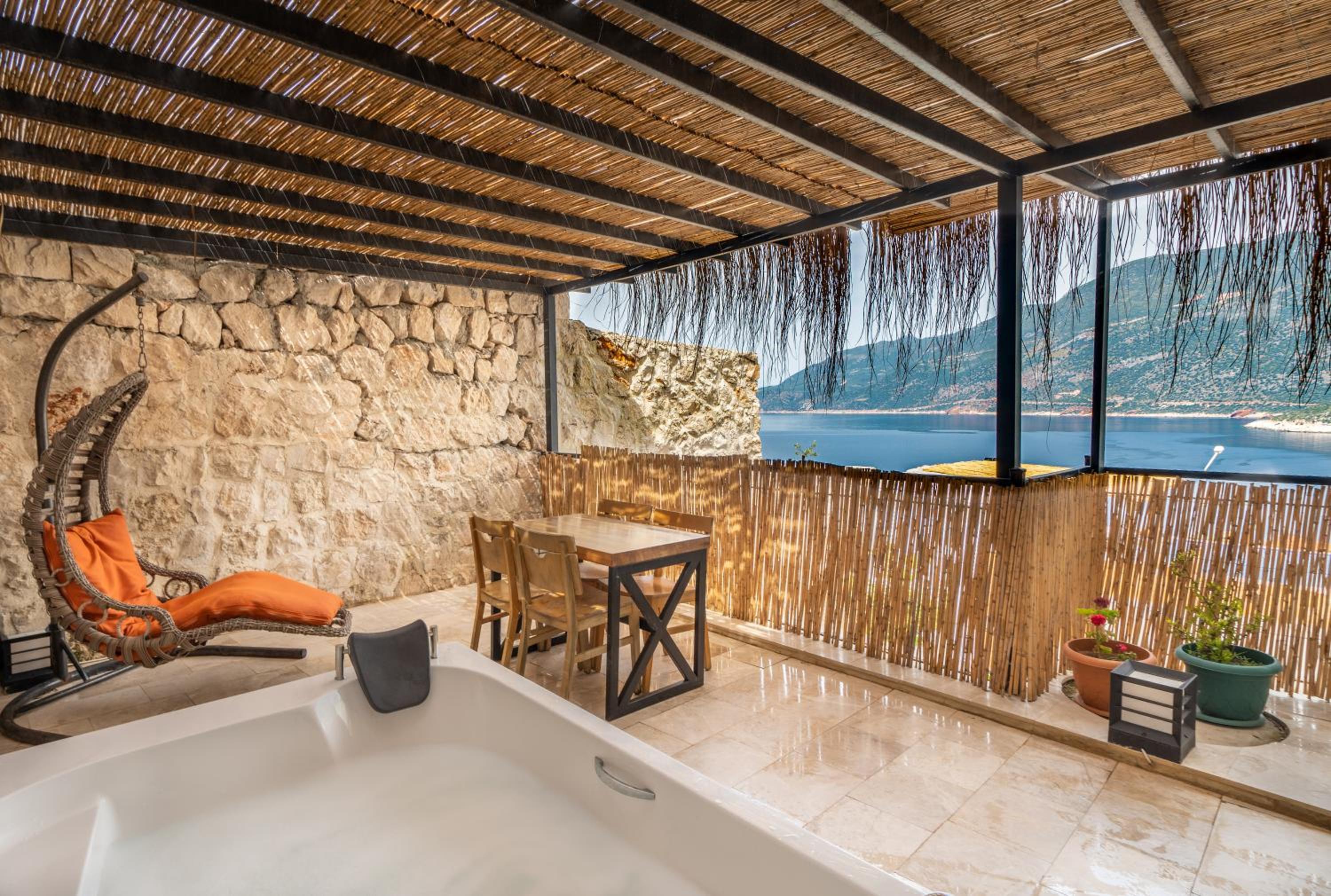 Family Room with Sea View - Photo 8