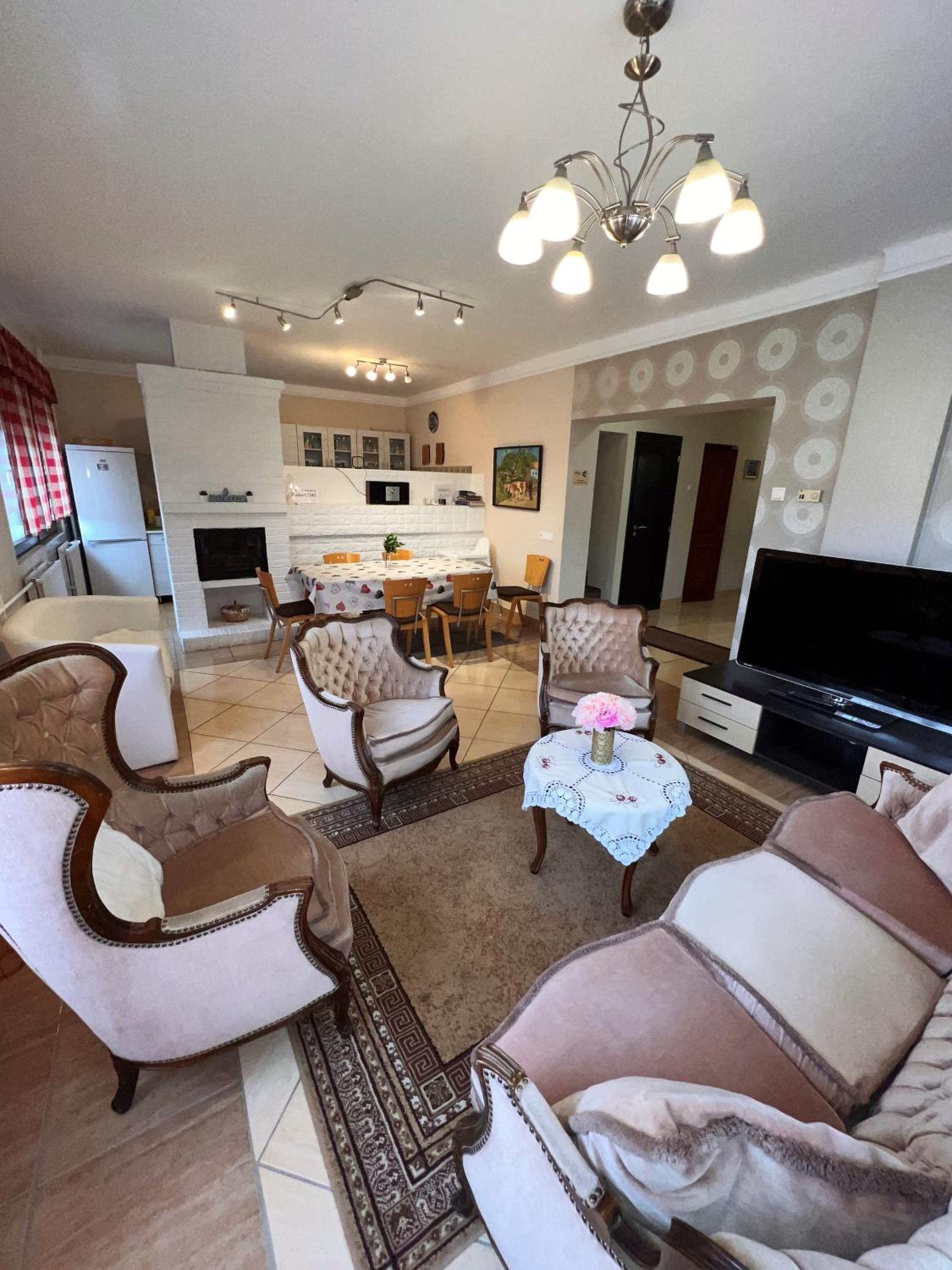 Apartment - Ground Floor photo 3