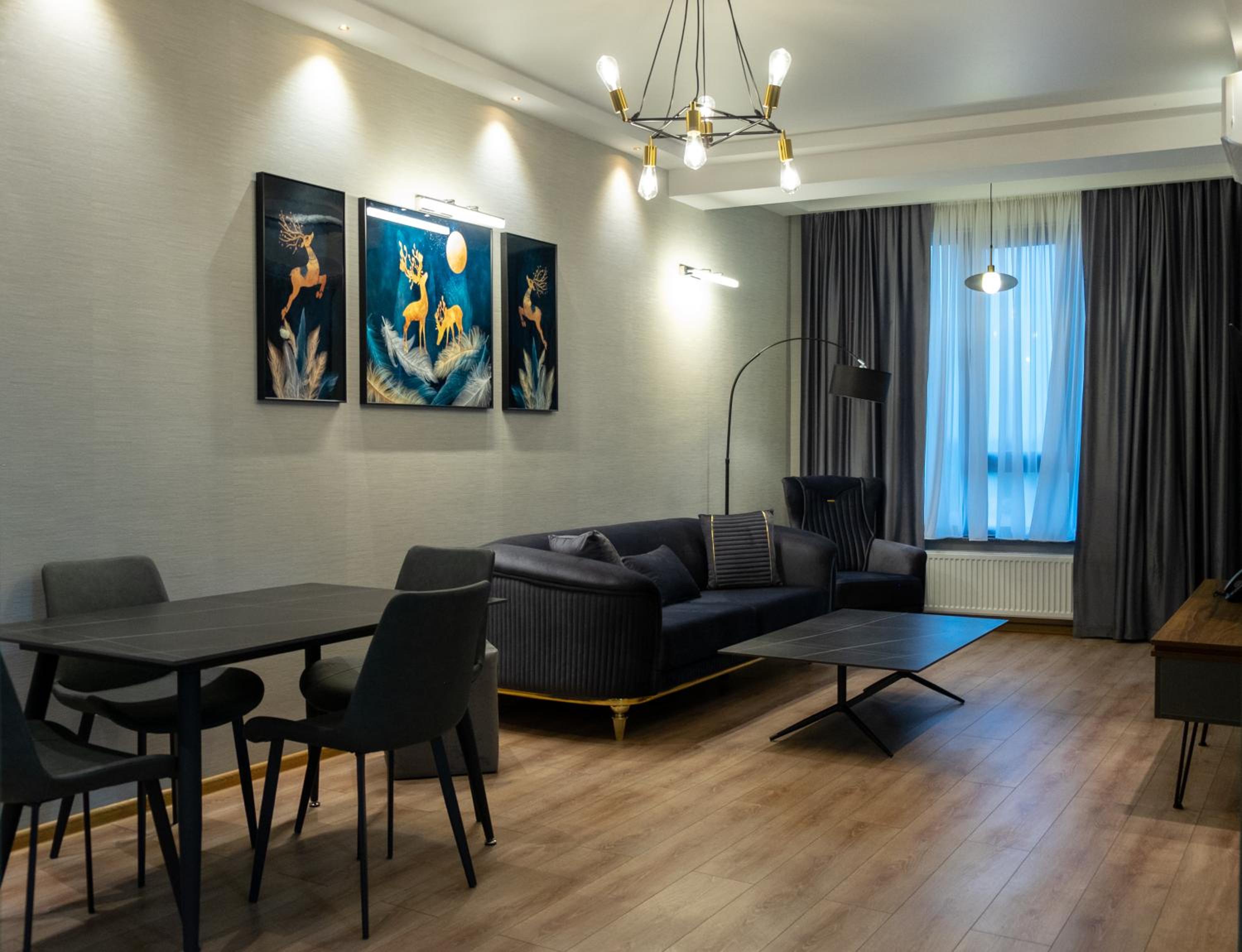 Family Suite with Balcony photo 1