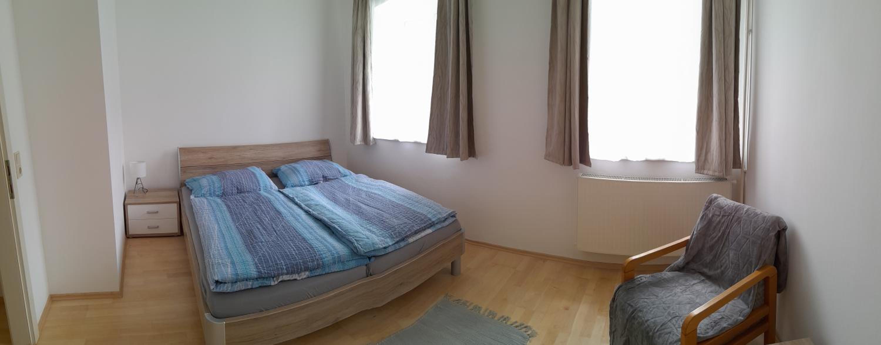 Apartment with Balcony photo 3