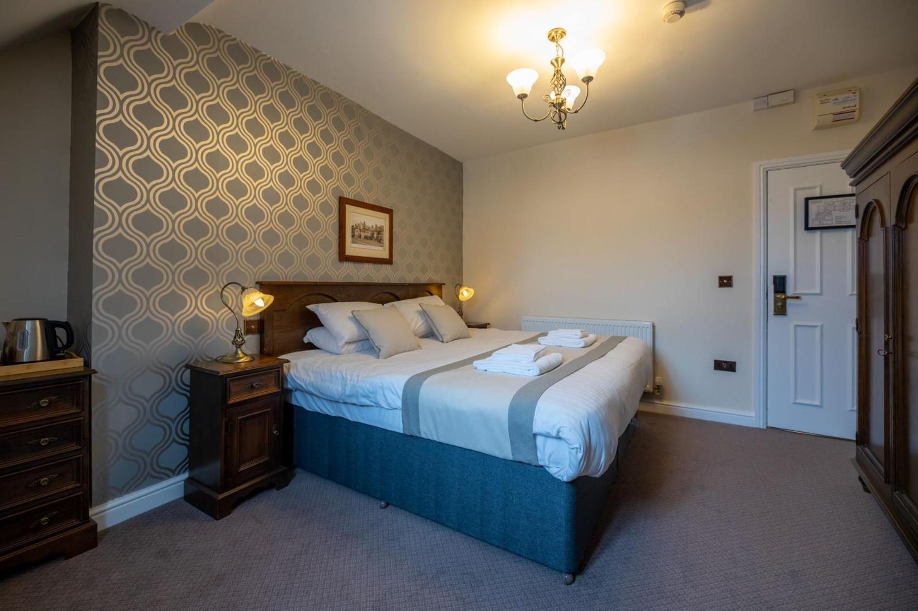 Double Room - Photo 3