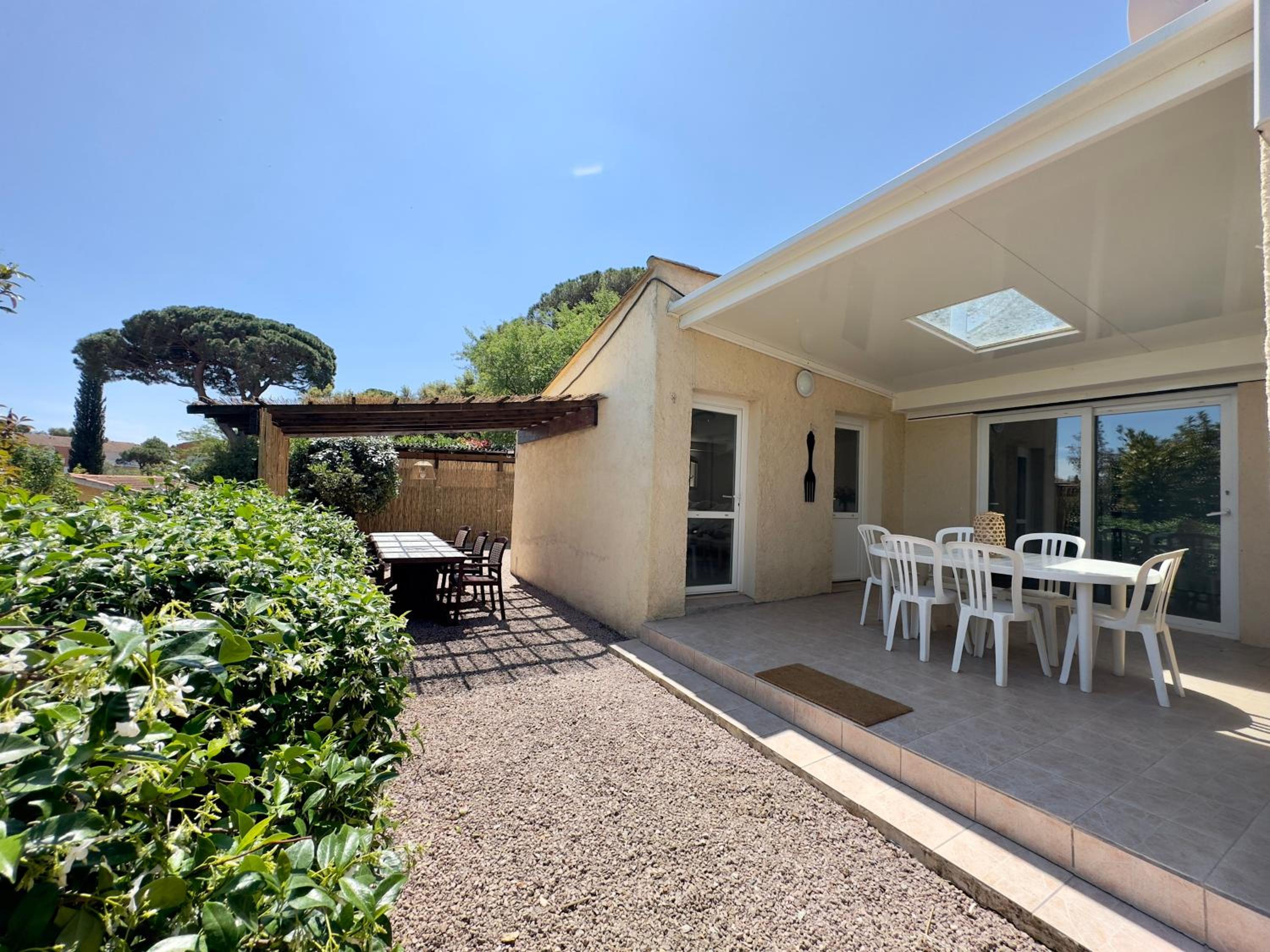 Three-Bedroom House photo 1