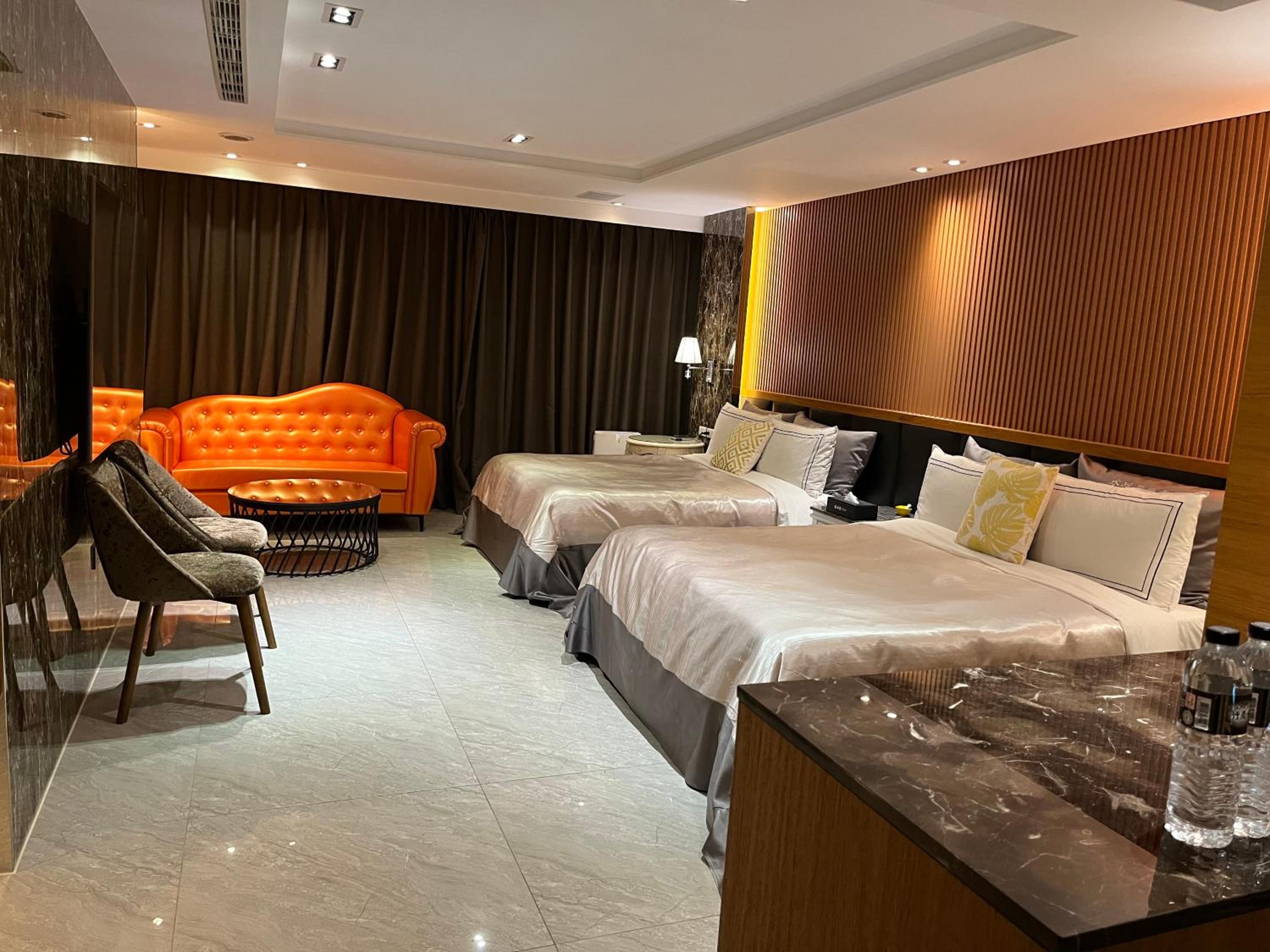 Superior Quadruple Room photo 1