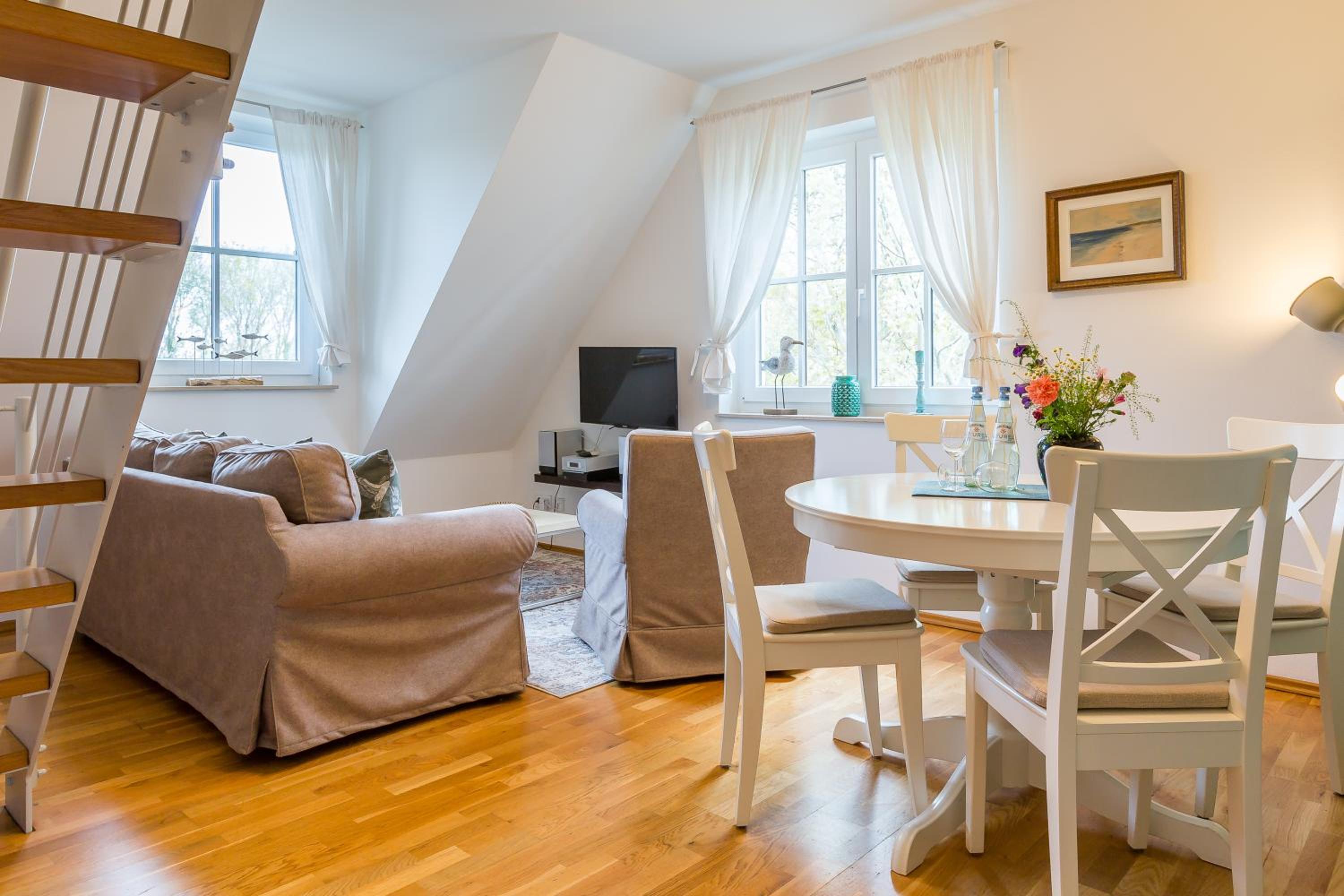 Apartment - Split Level photo 1