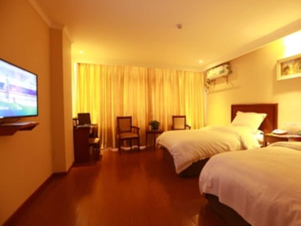 Standard Twin Room photo 1