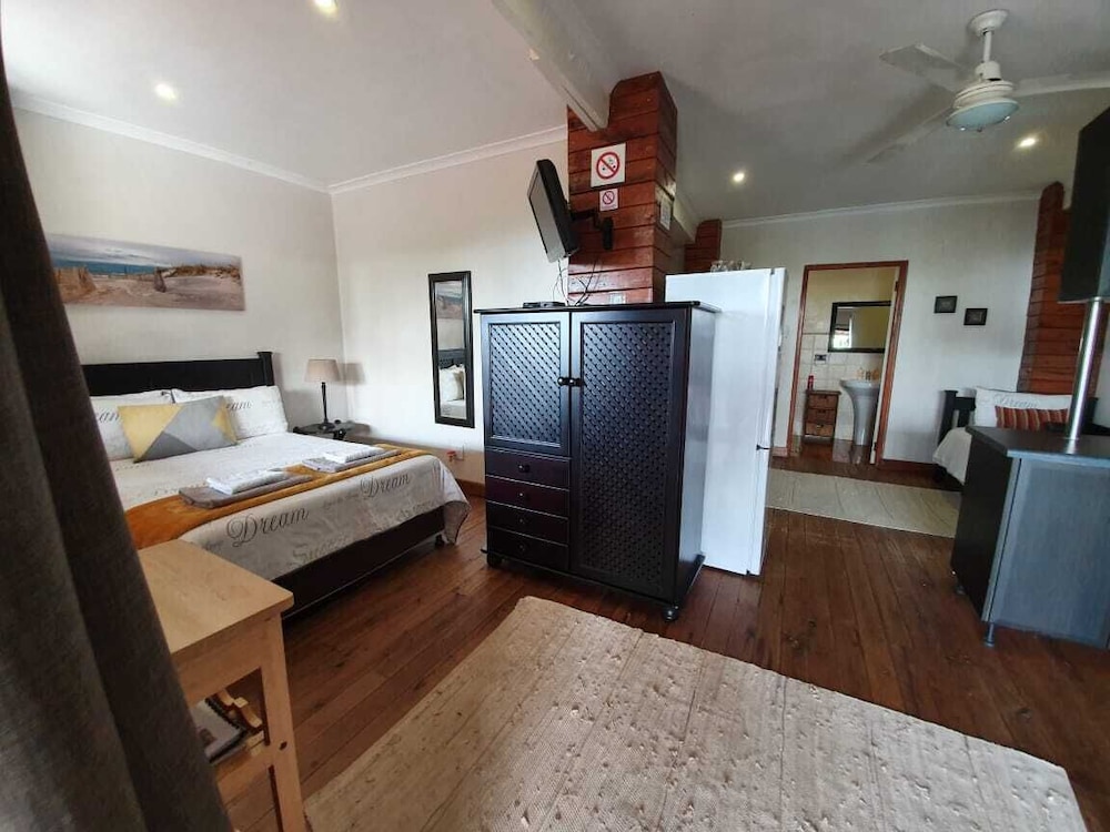 Family Apartment photo 3