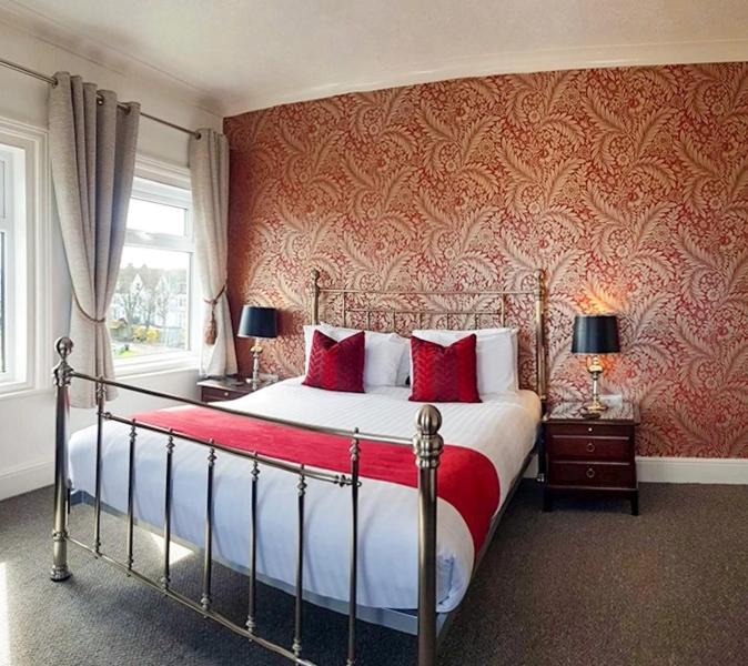 Deluxe King Room - Photo 4