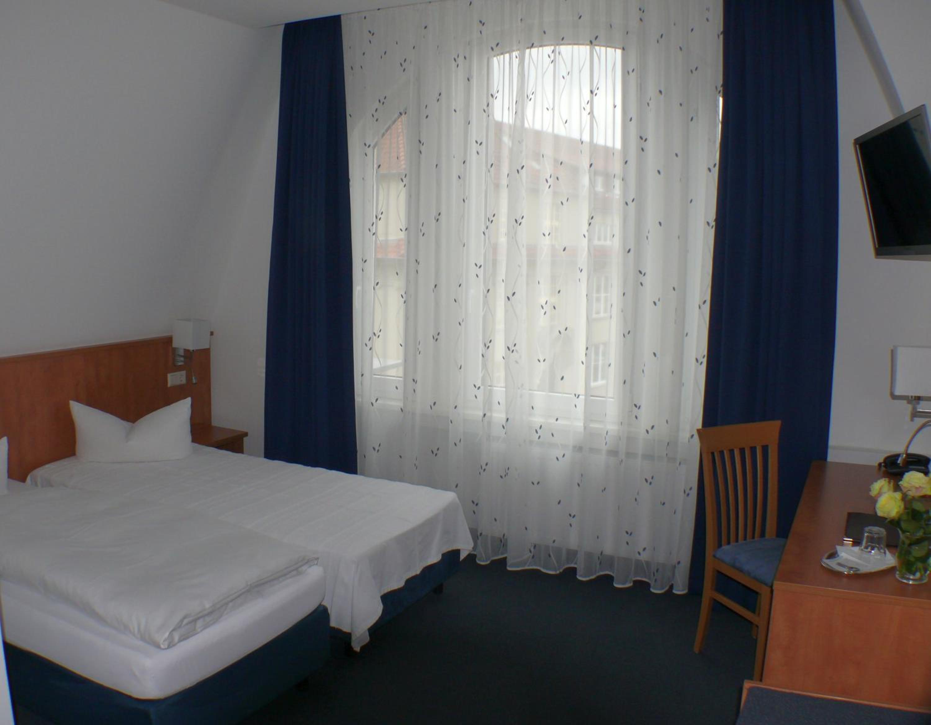 Single Room photo 1