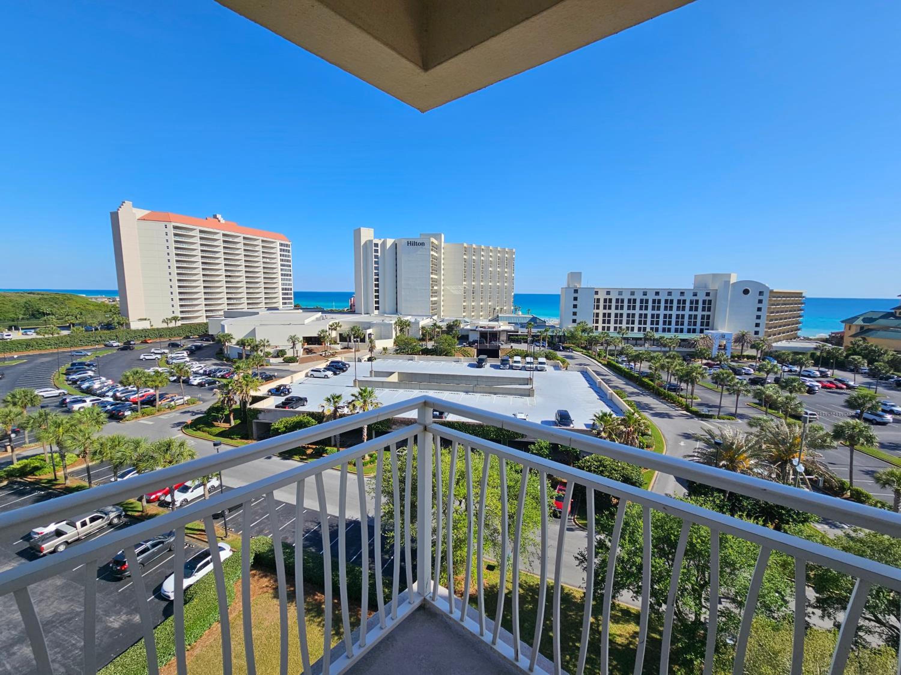 Apartment with Sea View photo 1