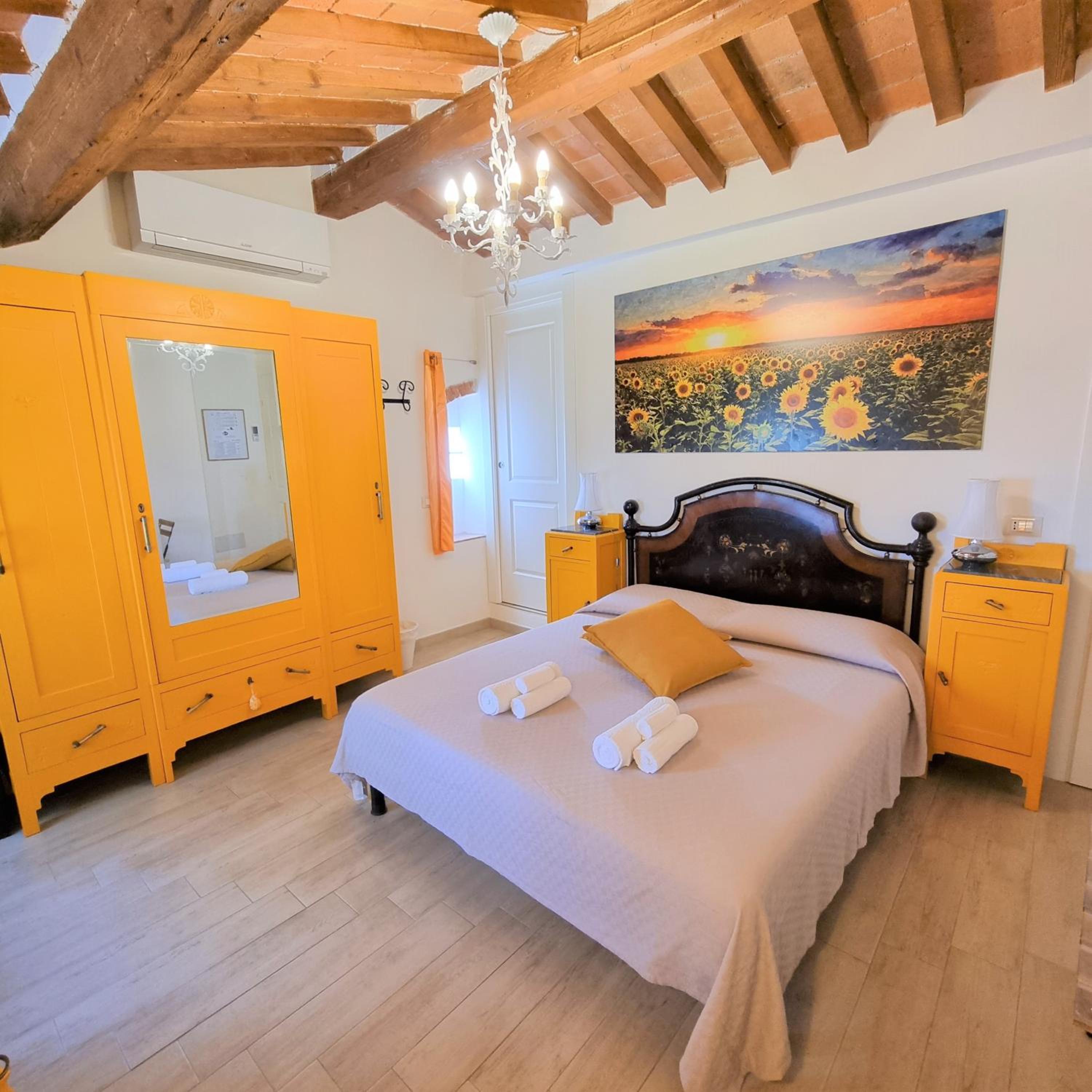 Double Room - Photo 7