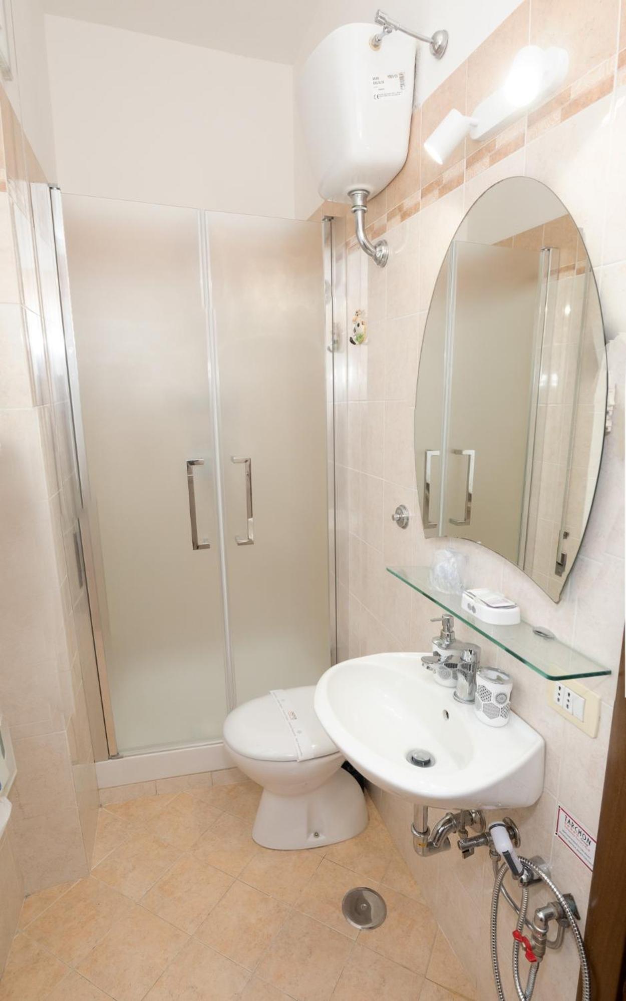 Superior Double Room - Photo 3