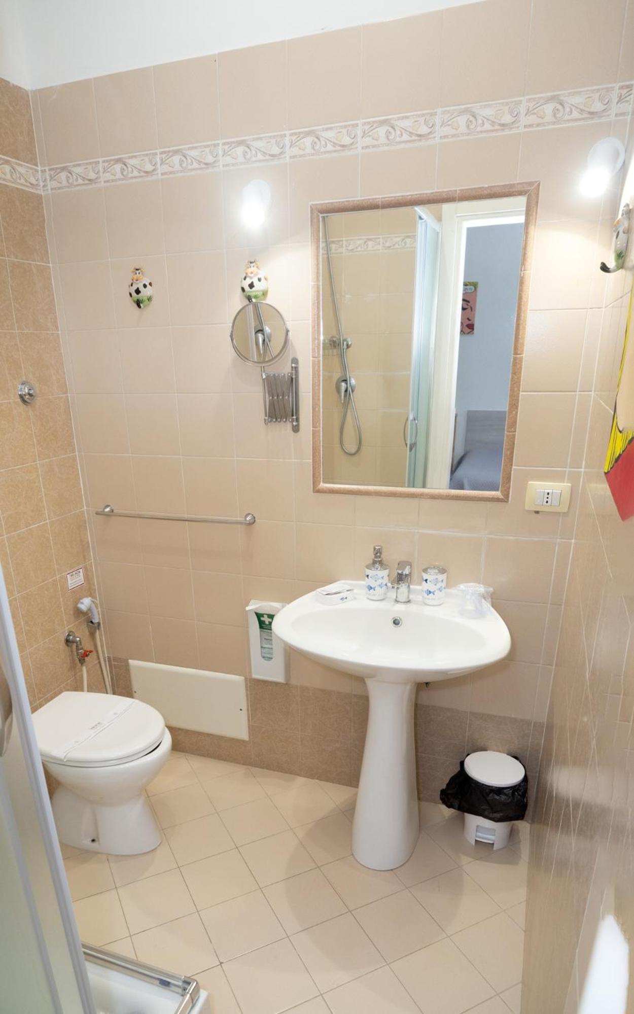 Superior Double Room - Photo 4