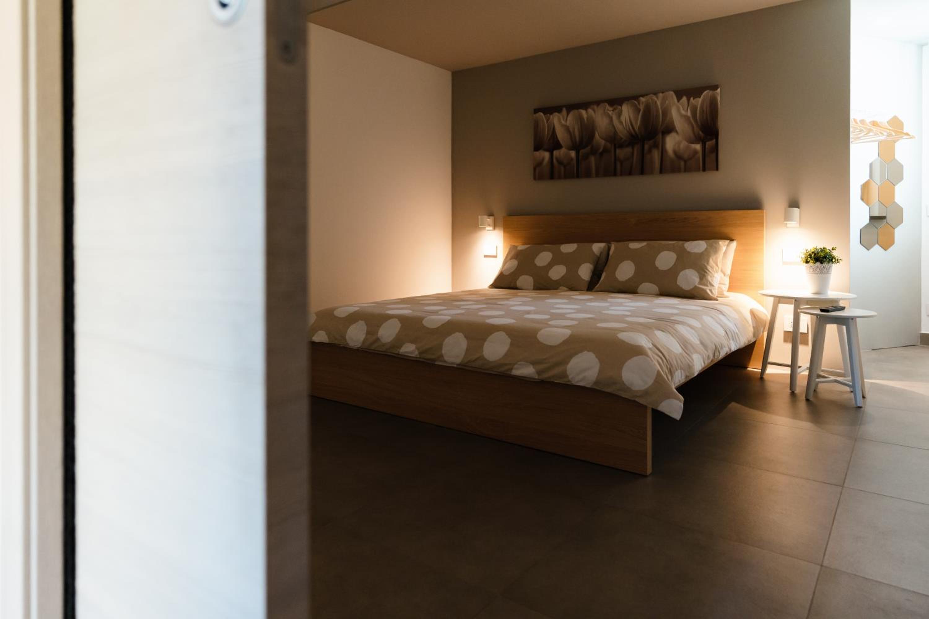 One-Bedroom House photo 1