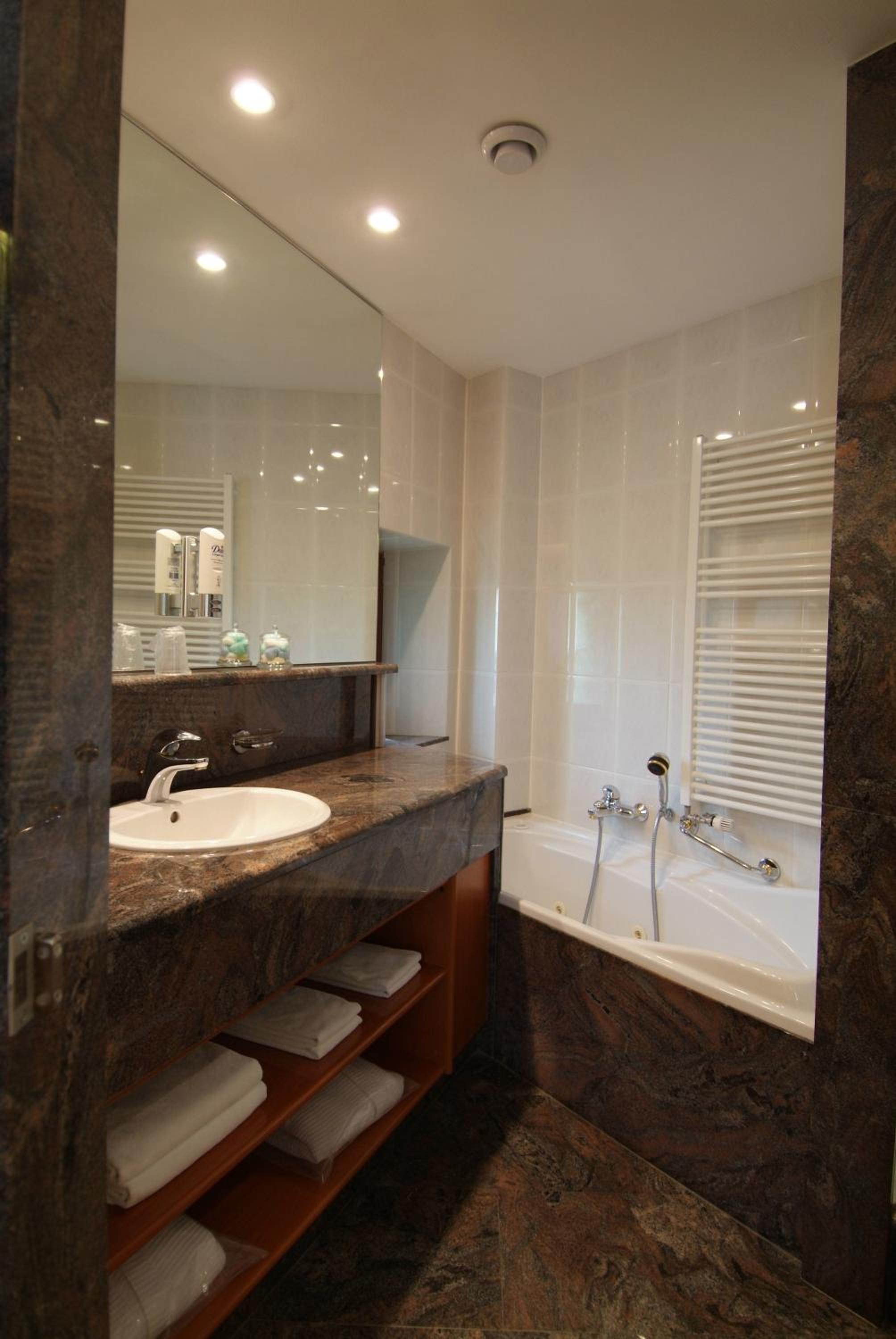 Comfort Double or Twin Room photo 2