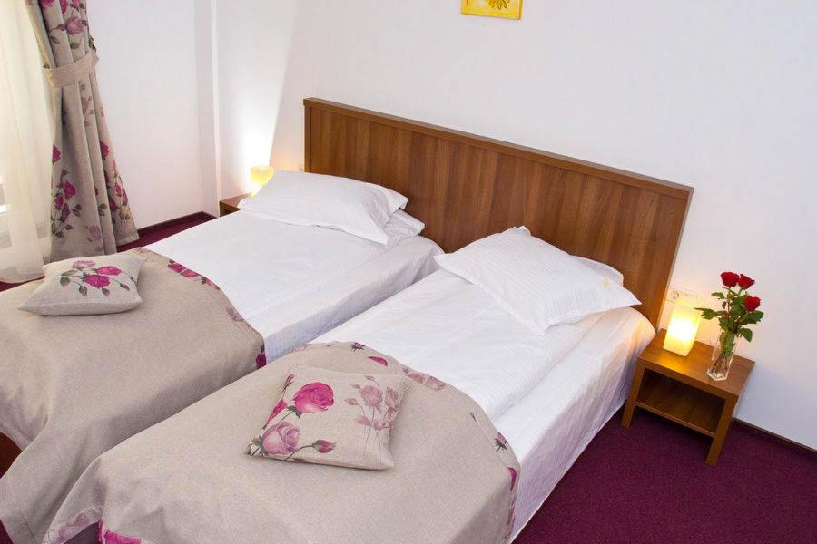 Single Room - Photo 18