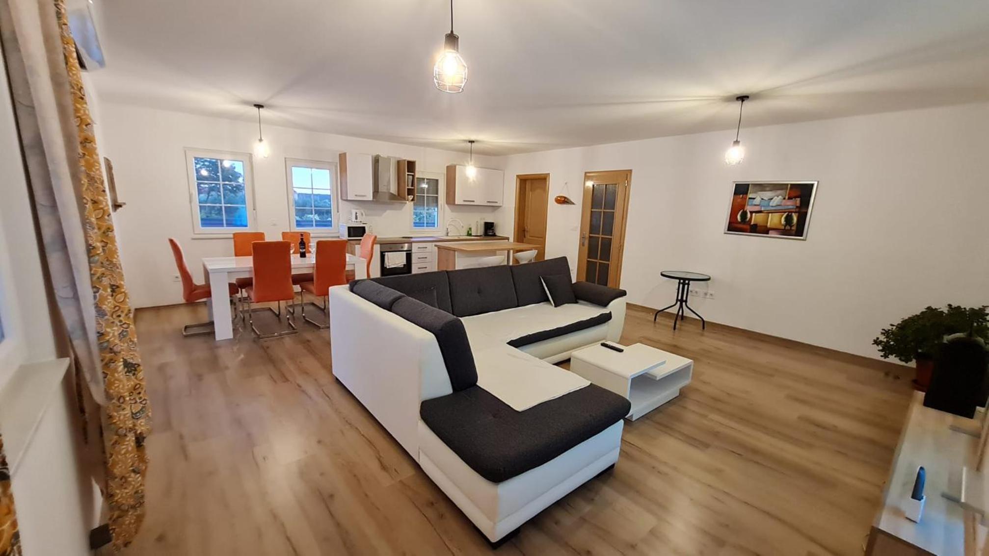 Three-Bedroom Villa photo 3
