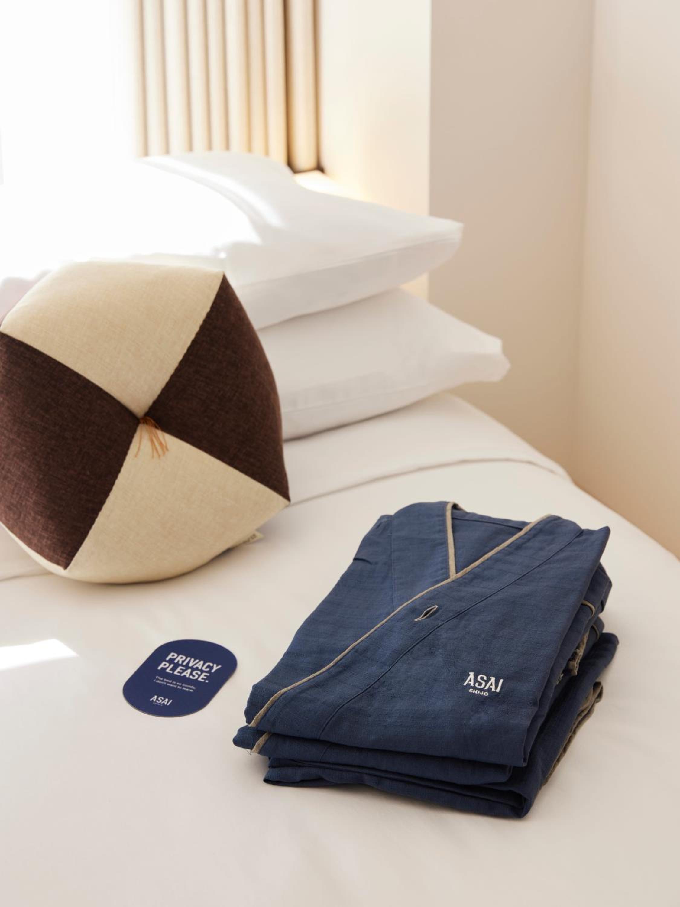 Comfy Twin Room  - Photo 3