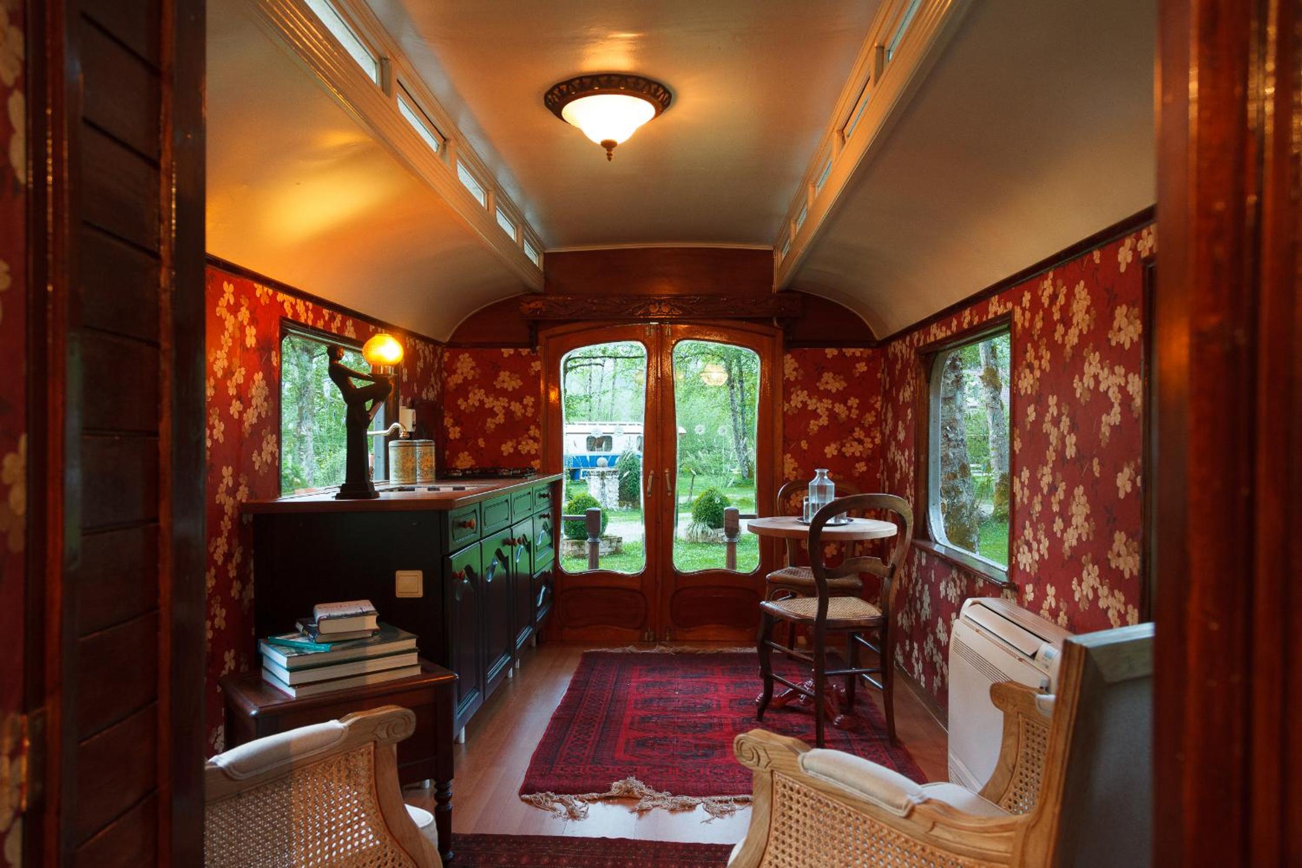  Lodge - La Zigane rouge - adults only photo 1