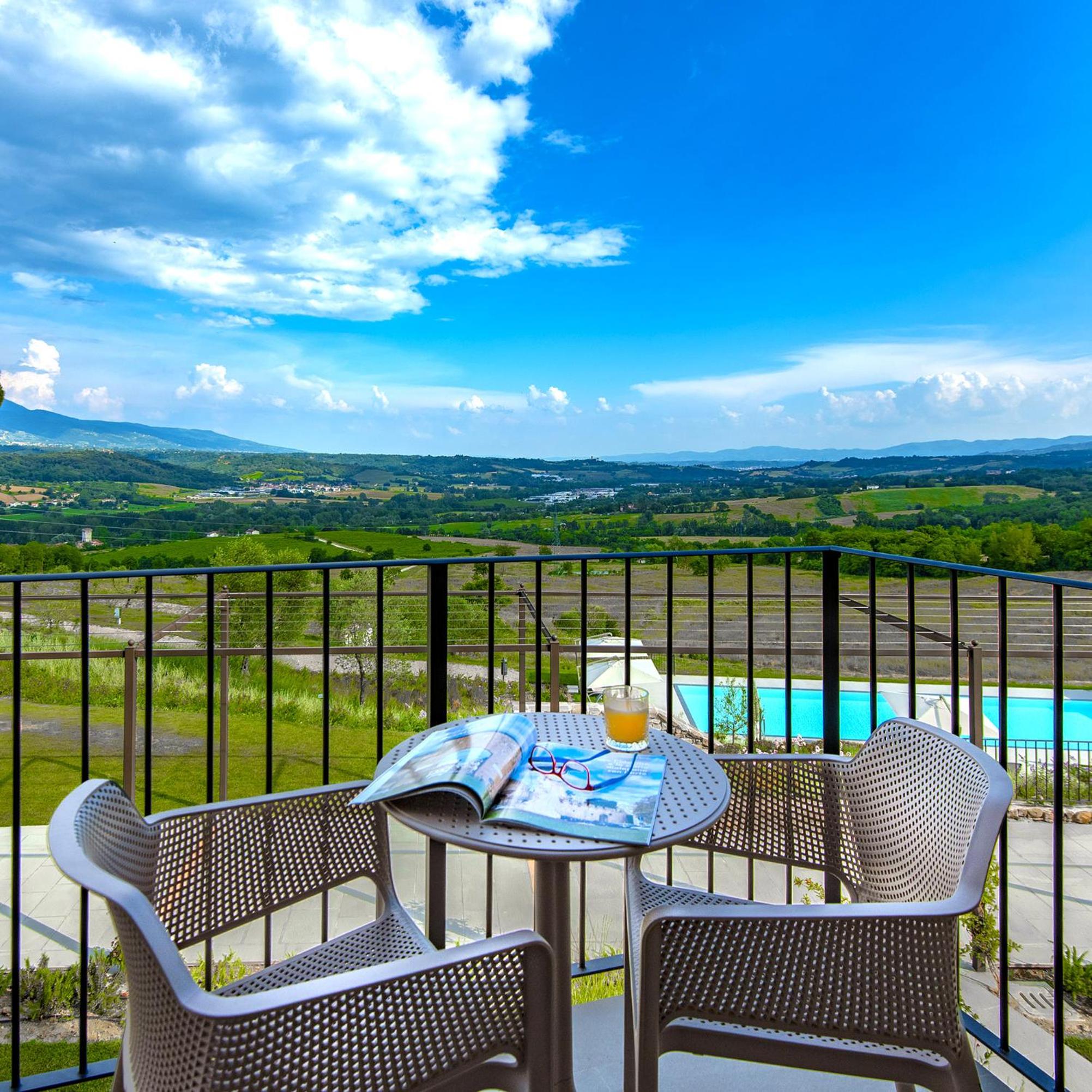 Suite with Terrace - Photo 2