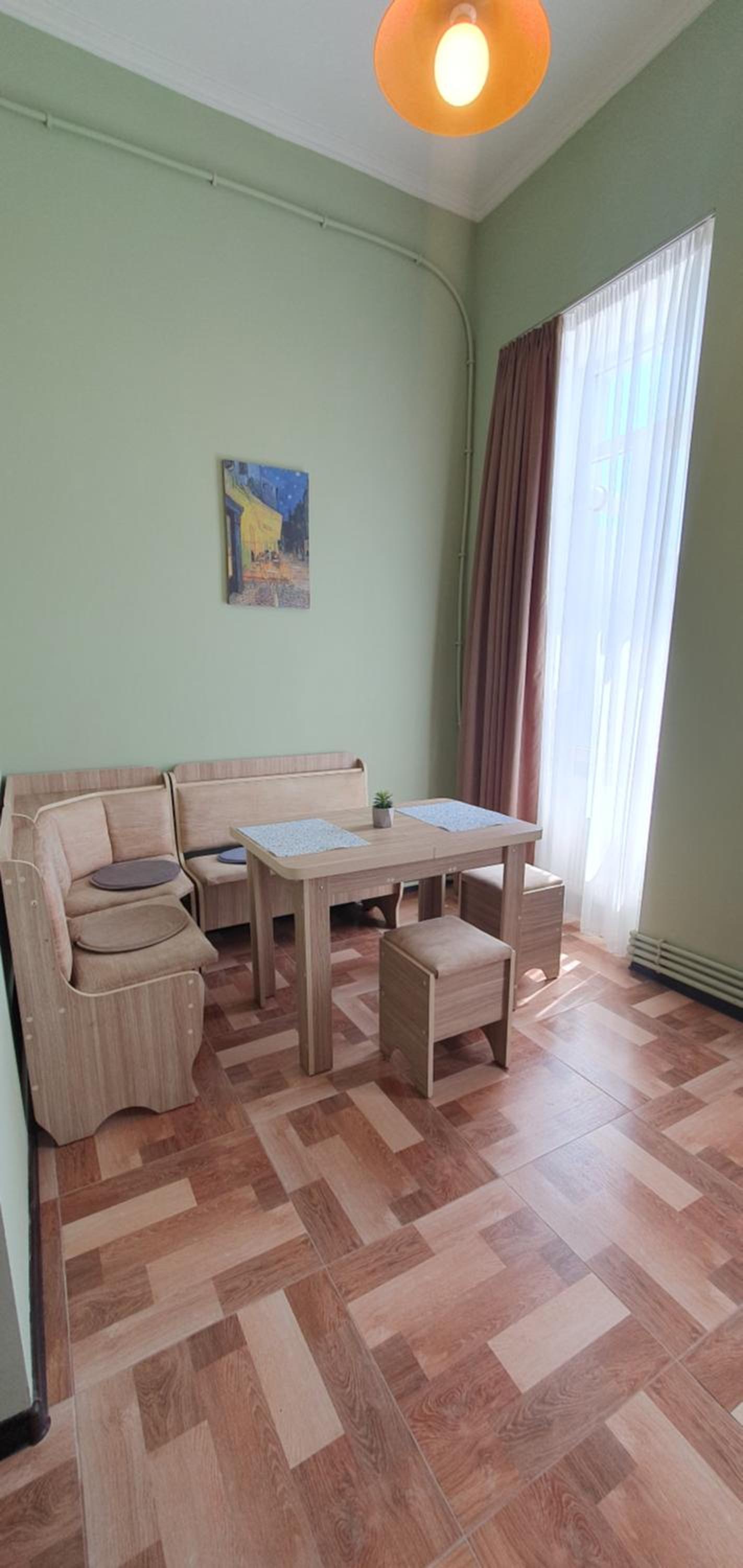 One-Bedroom Apartment with Balcony and City View - Photo 17