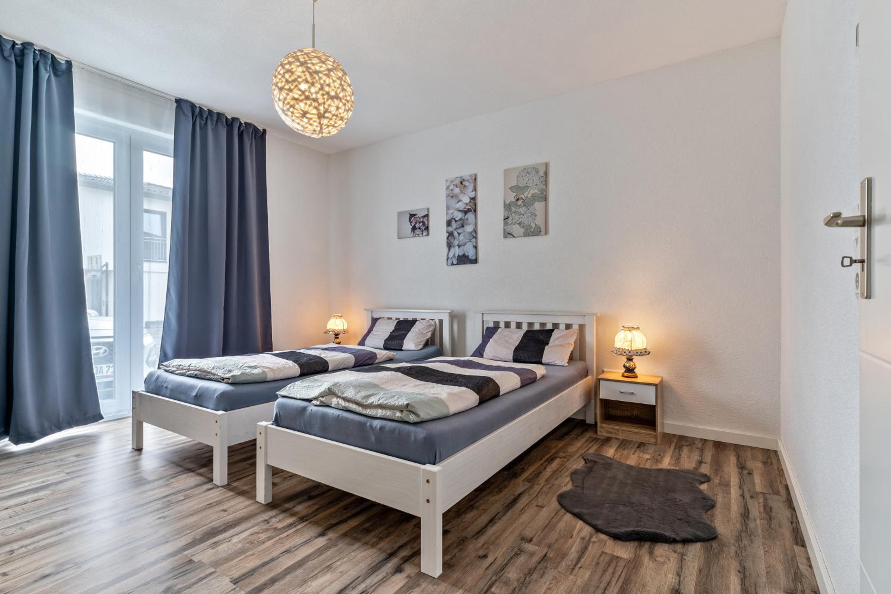 Apartment with Shower