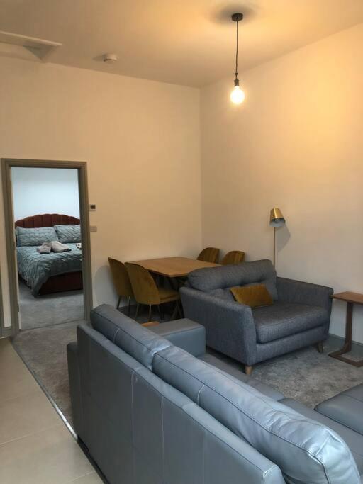 One-Bedroom Apartment - Photo 14