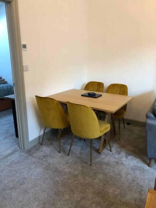 One-Bedroom Apartment - Photo 12