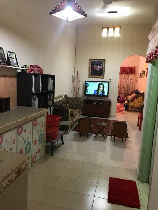 Two-Bedroom House photo 2