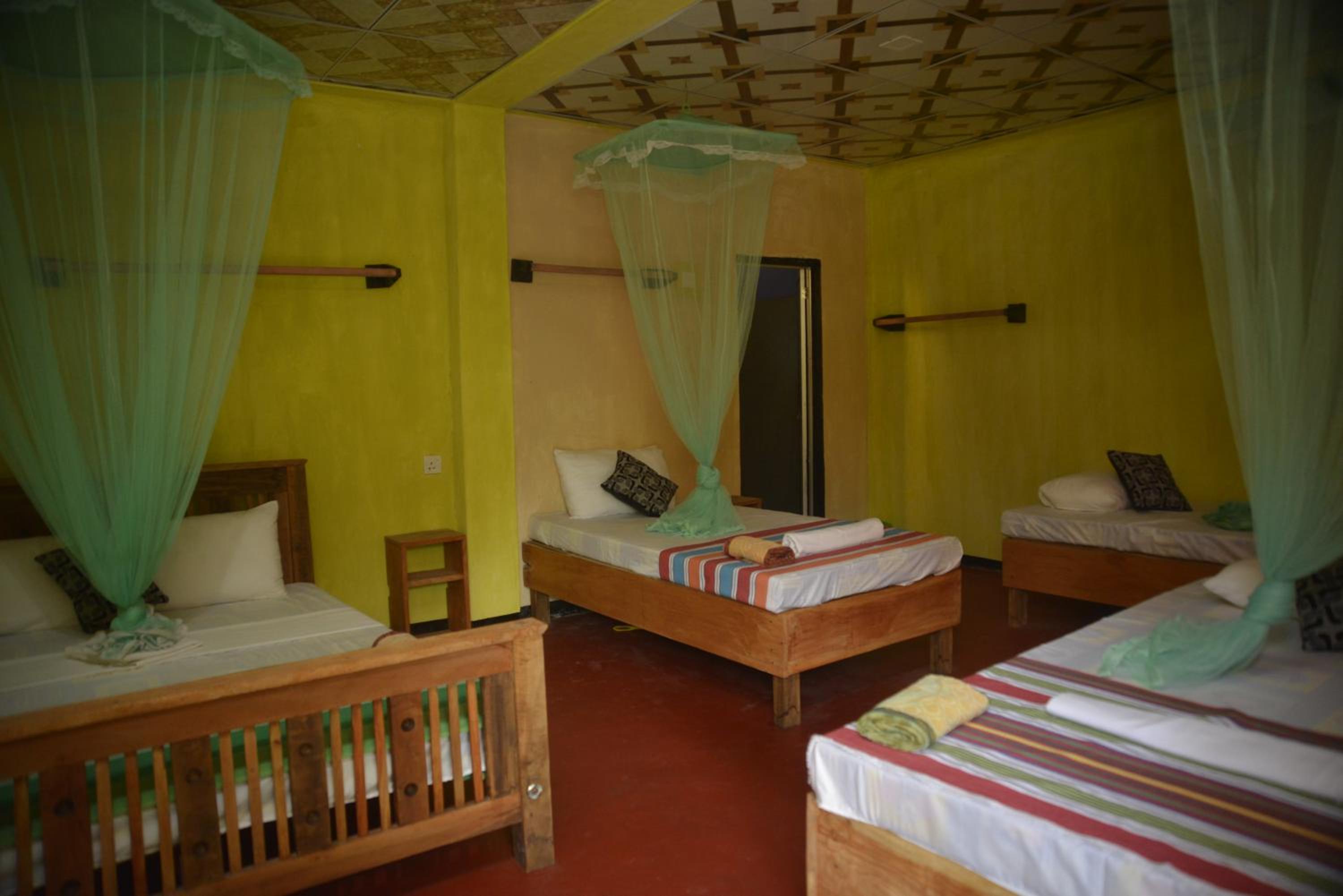 Mixed Dormitory Room photo 1