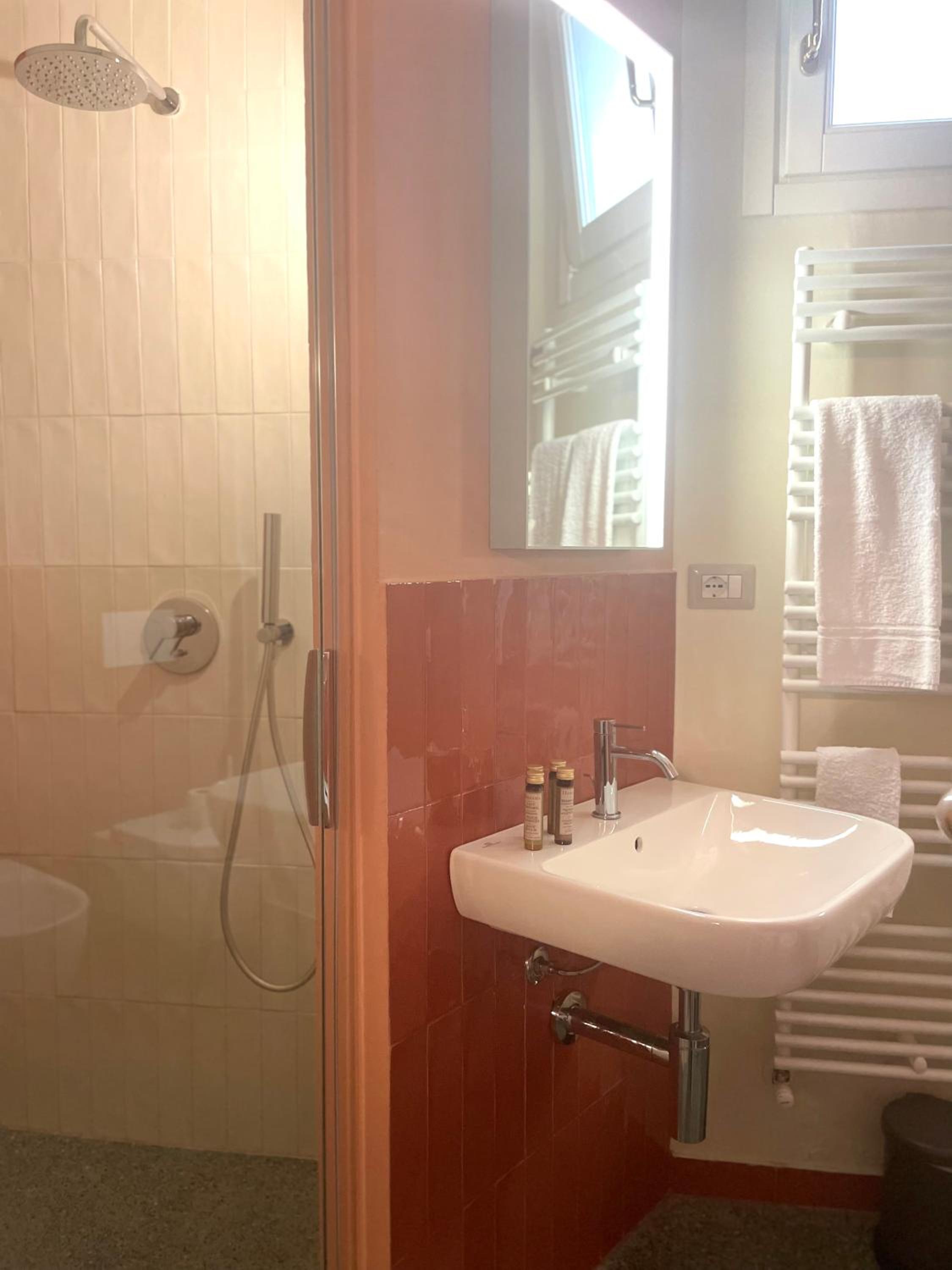 Junior Suite - Photo 7