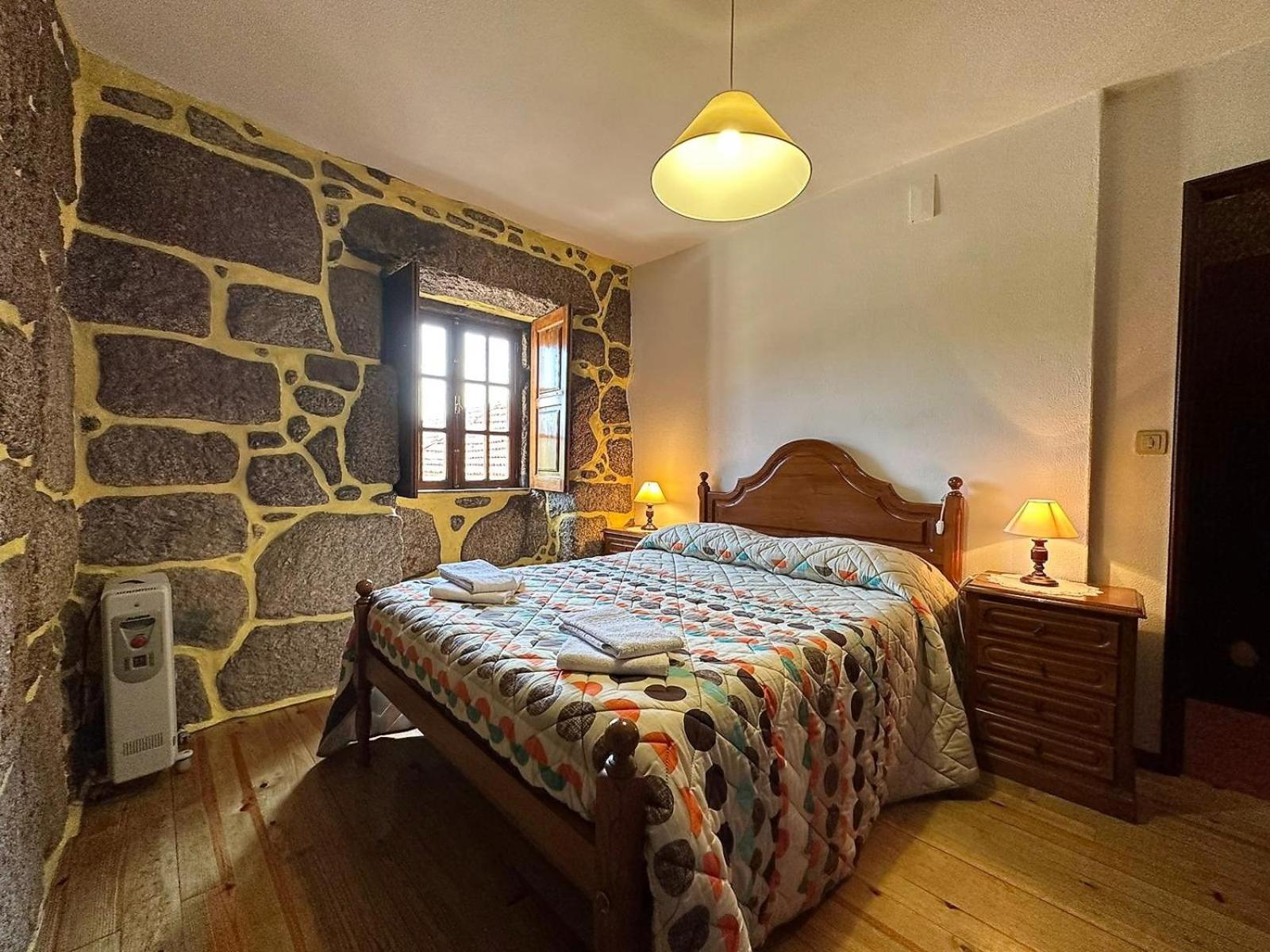 Two-Bedroom House - Photo 11