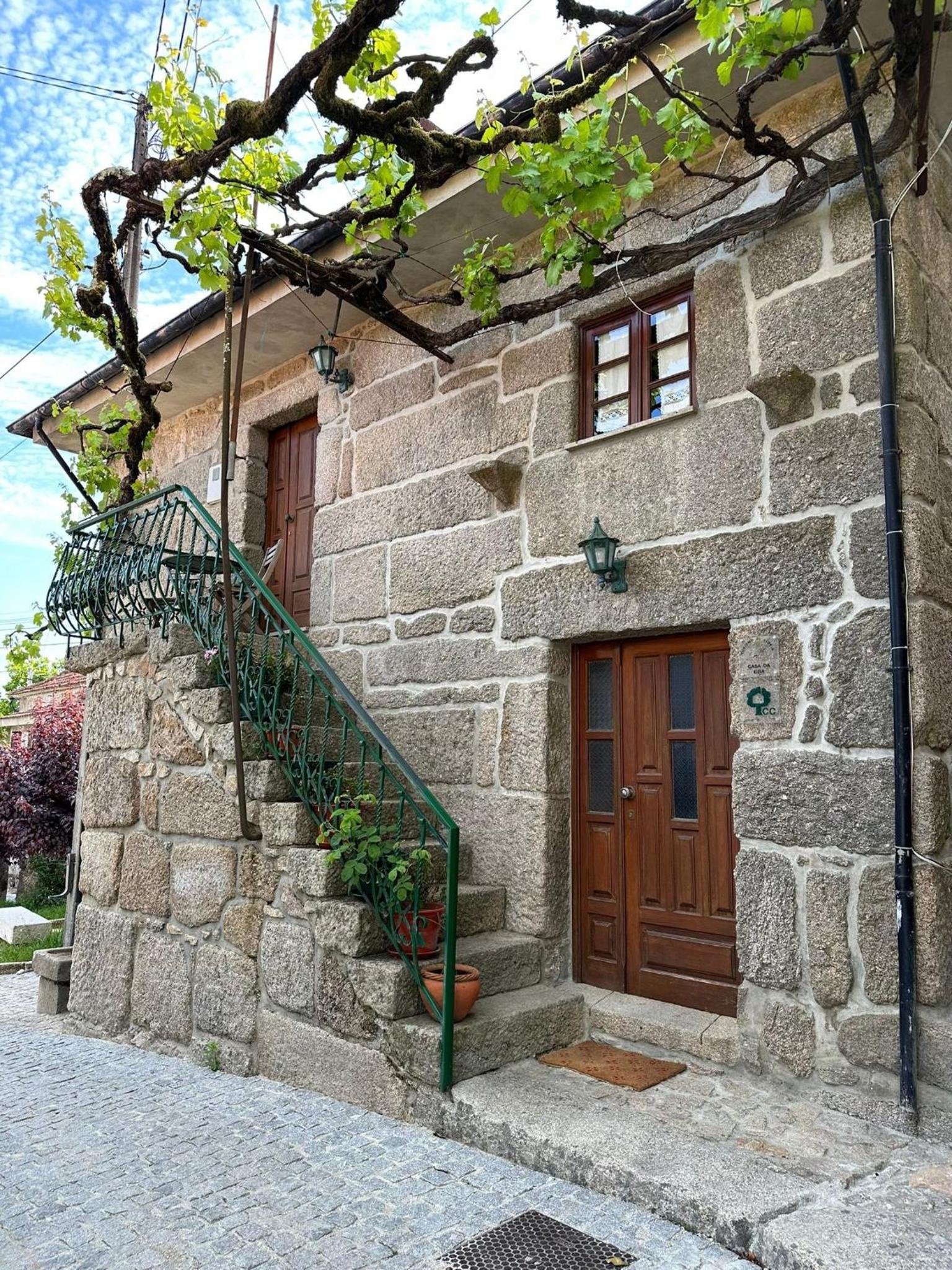 Two-Bedroom House - Photo 22