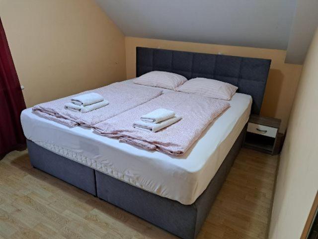 Double or Twin Room - Photo 1