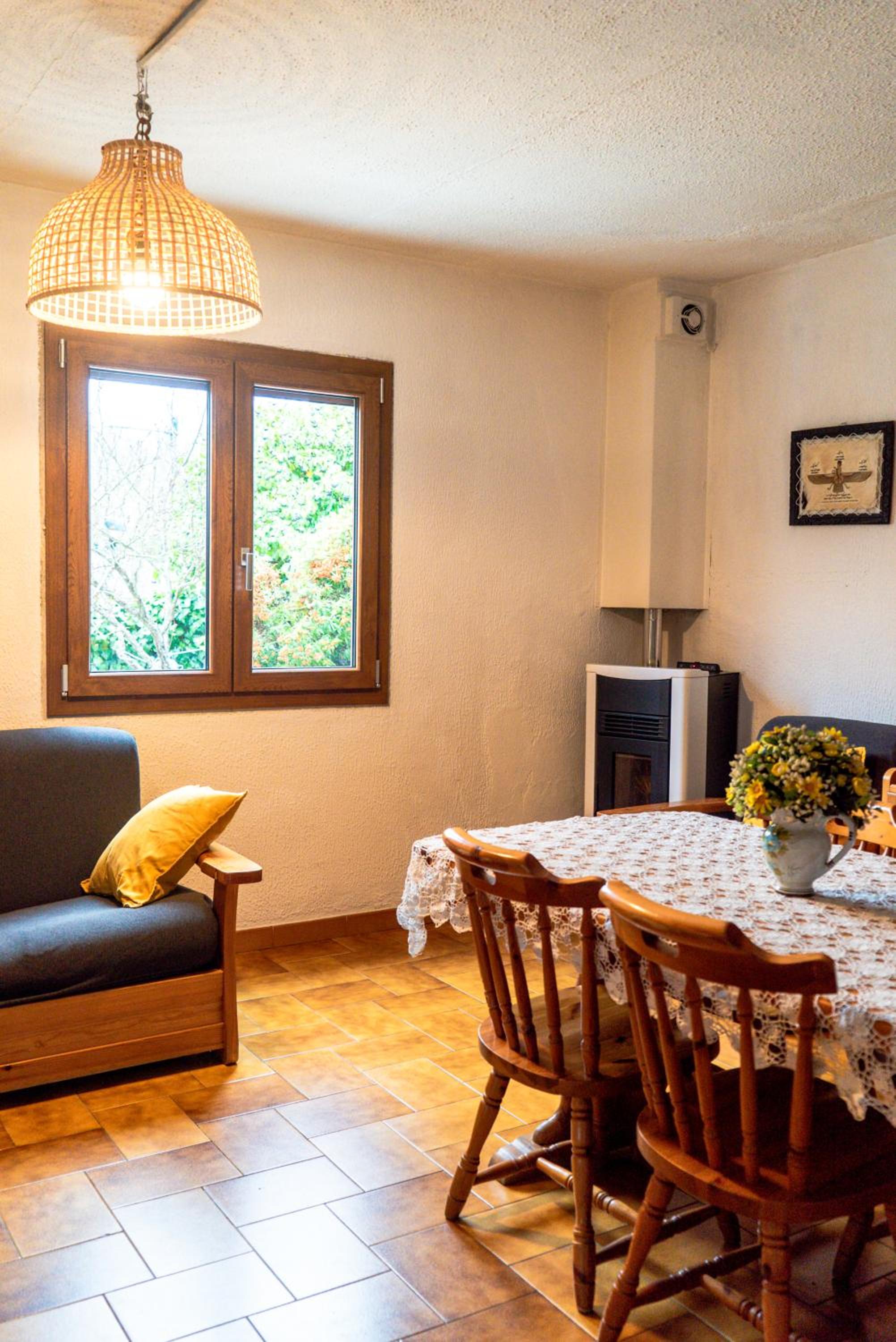 Two-Bedroom House - Photo 19