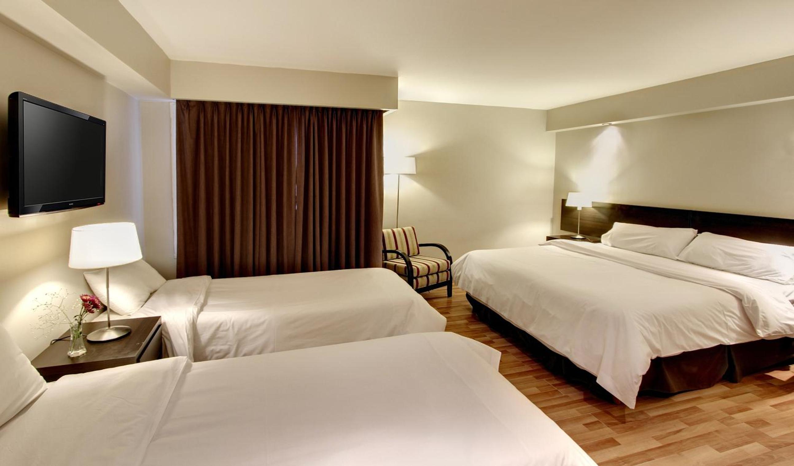 Economy Quadruple Room photo 1