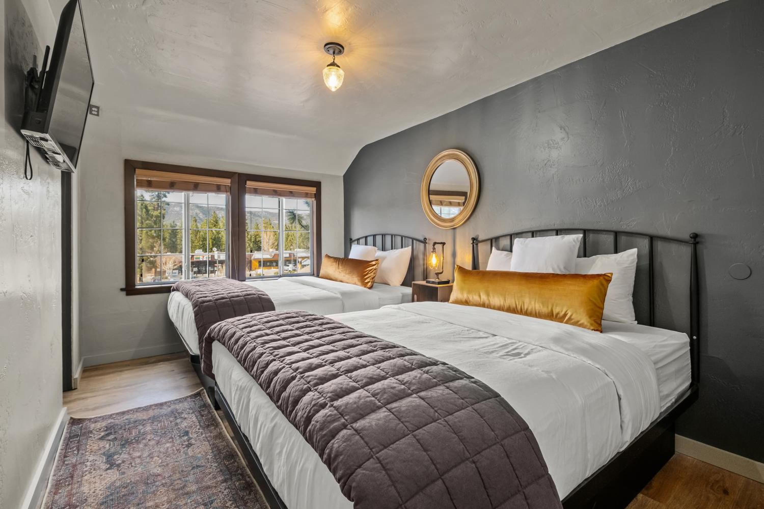 Standard Double Suite - Photo 17