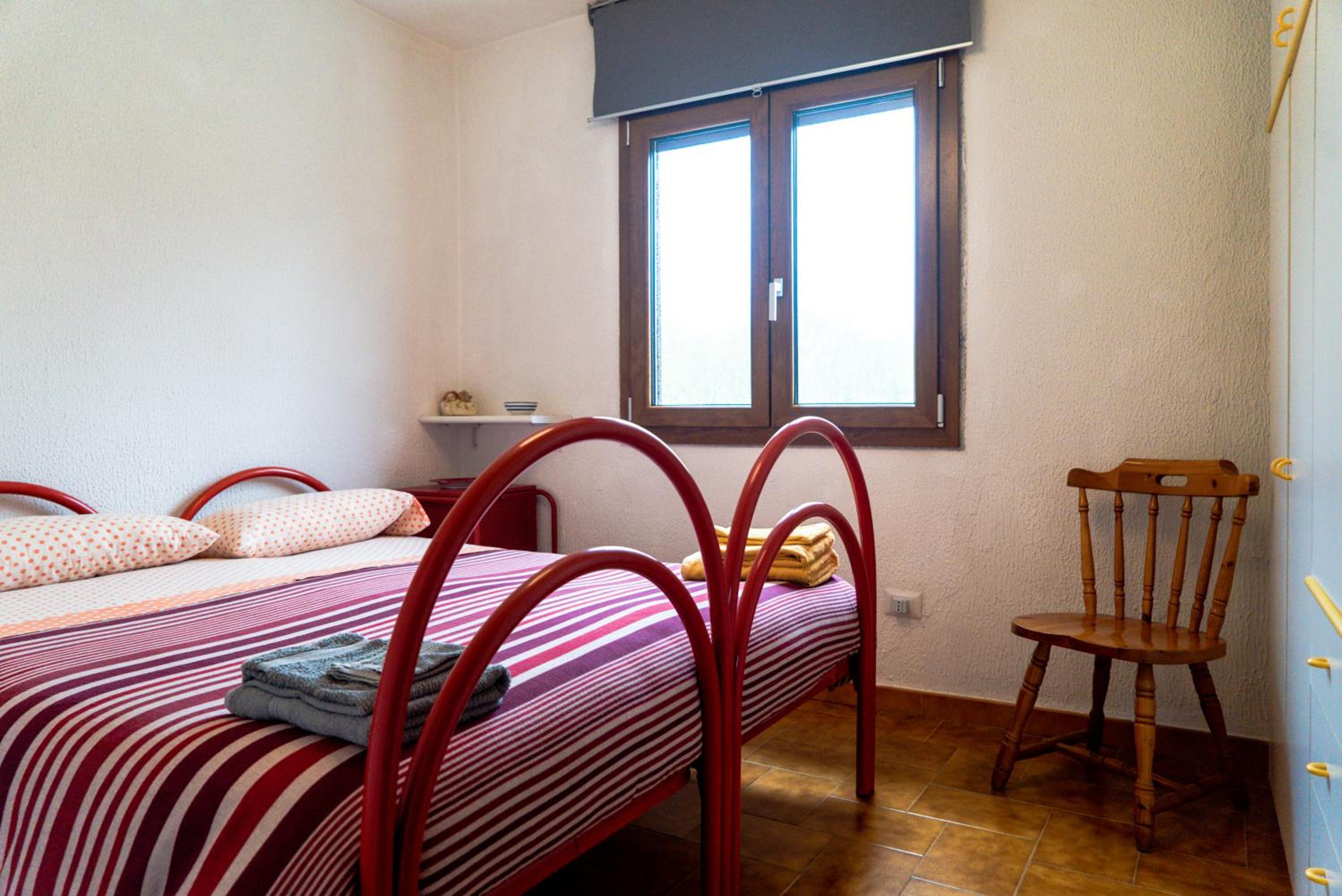 Two-Bedroom House - Photo 16