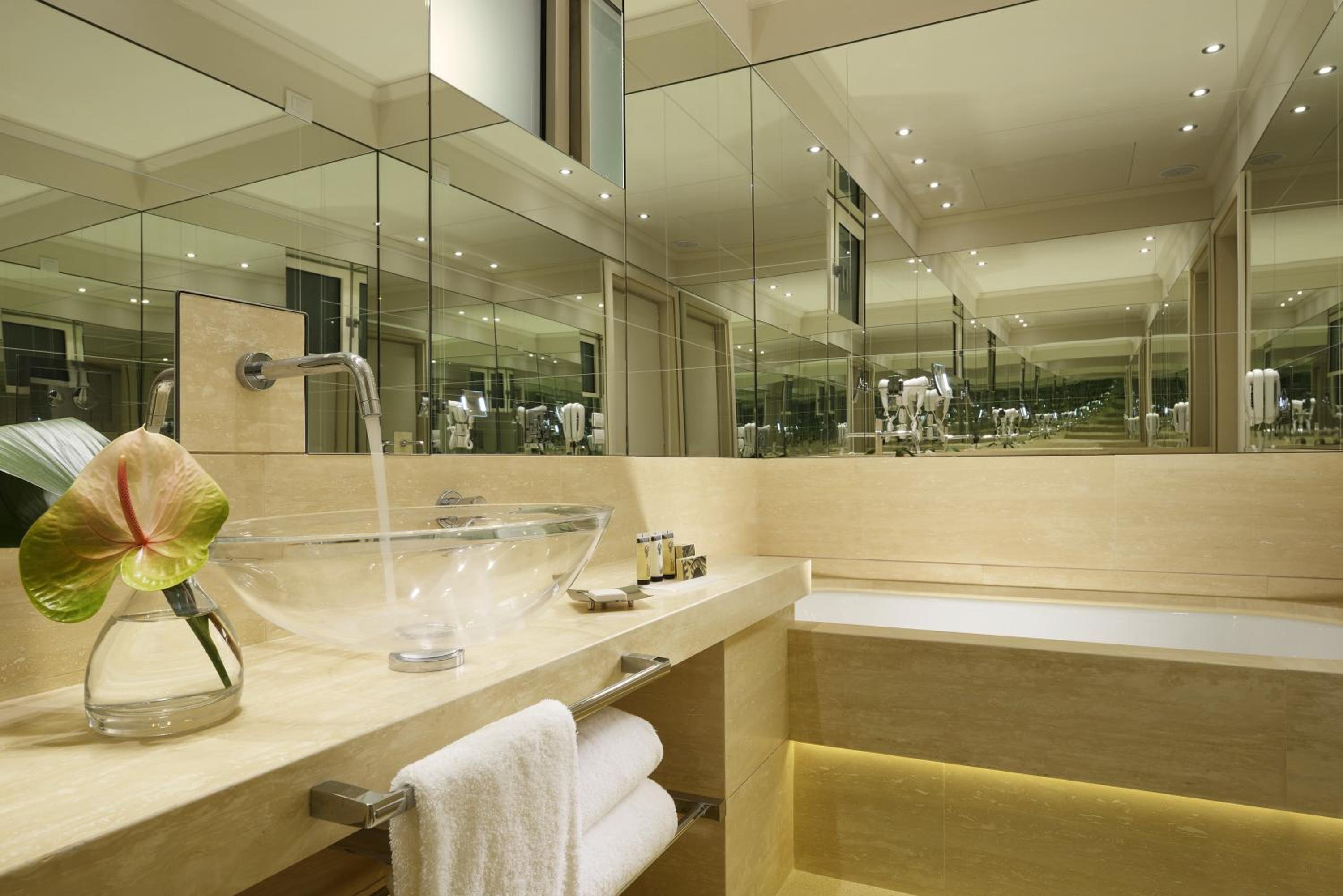 Deluxe Junior Suite