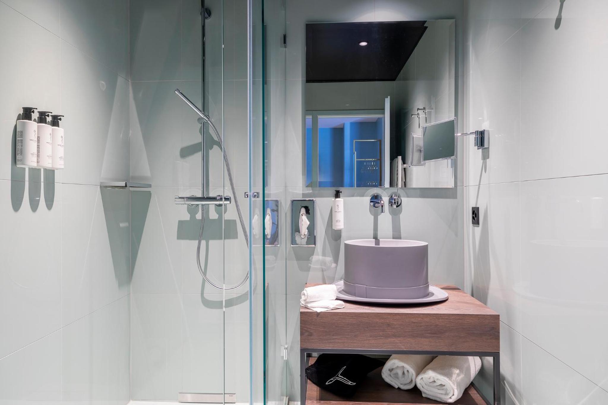 Standard Double Room - Annex Building - Photo 4