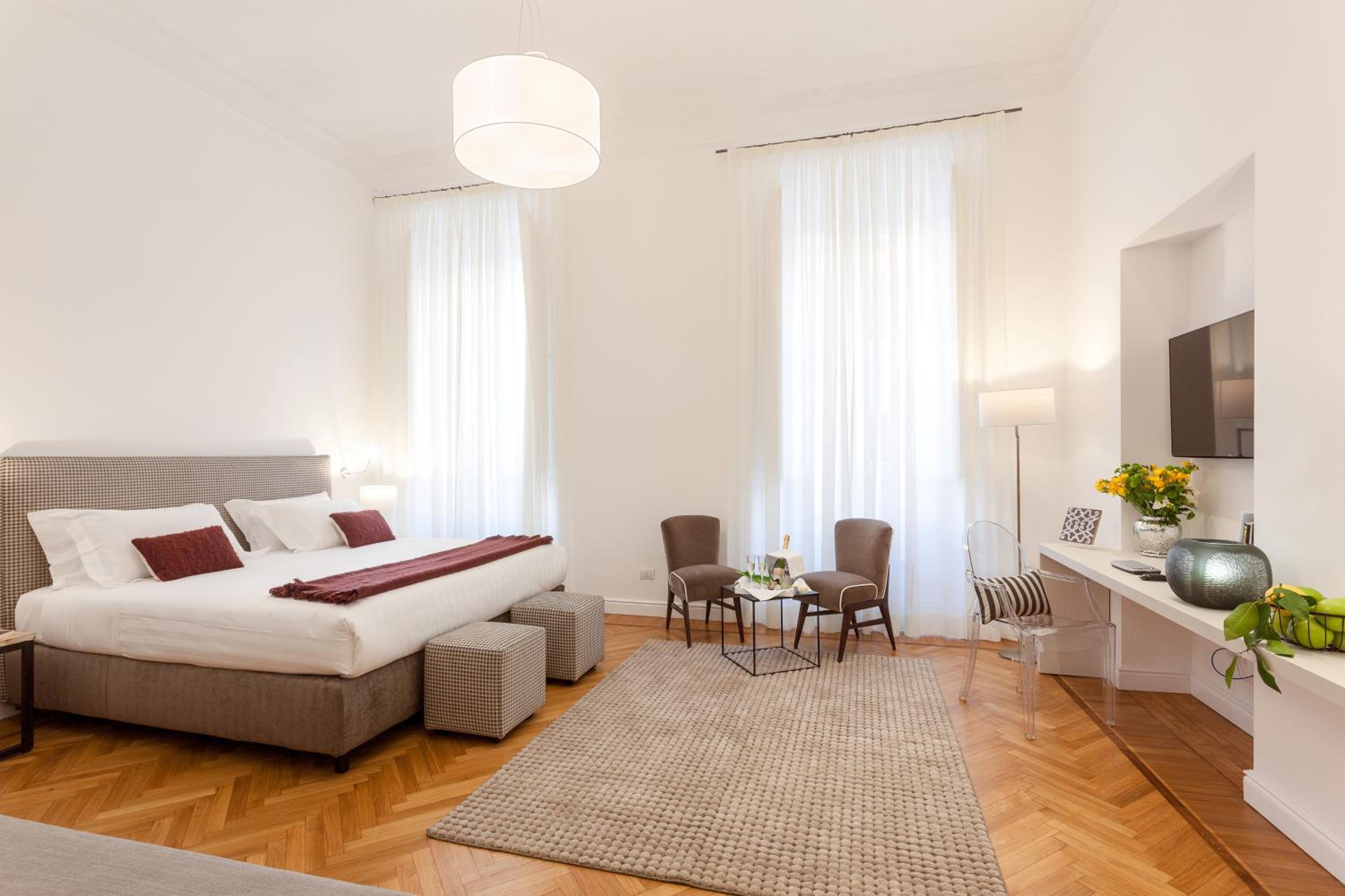 Deluxe Double or Twin Room photo 3
