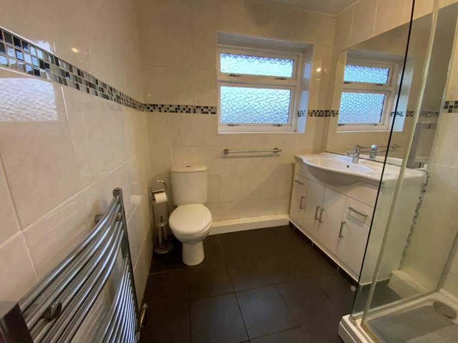 Two-Bedroom House photo 2